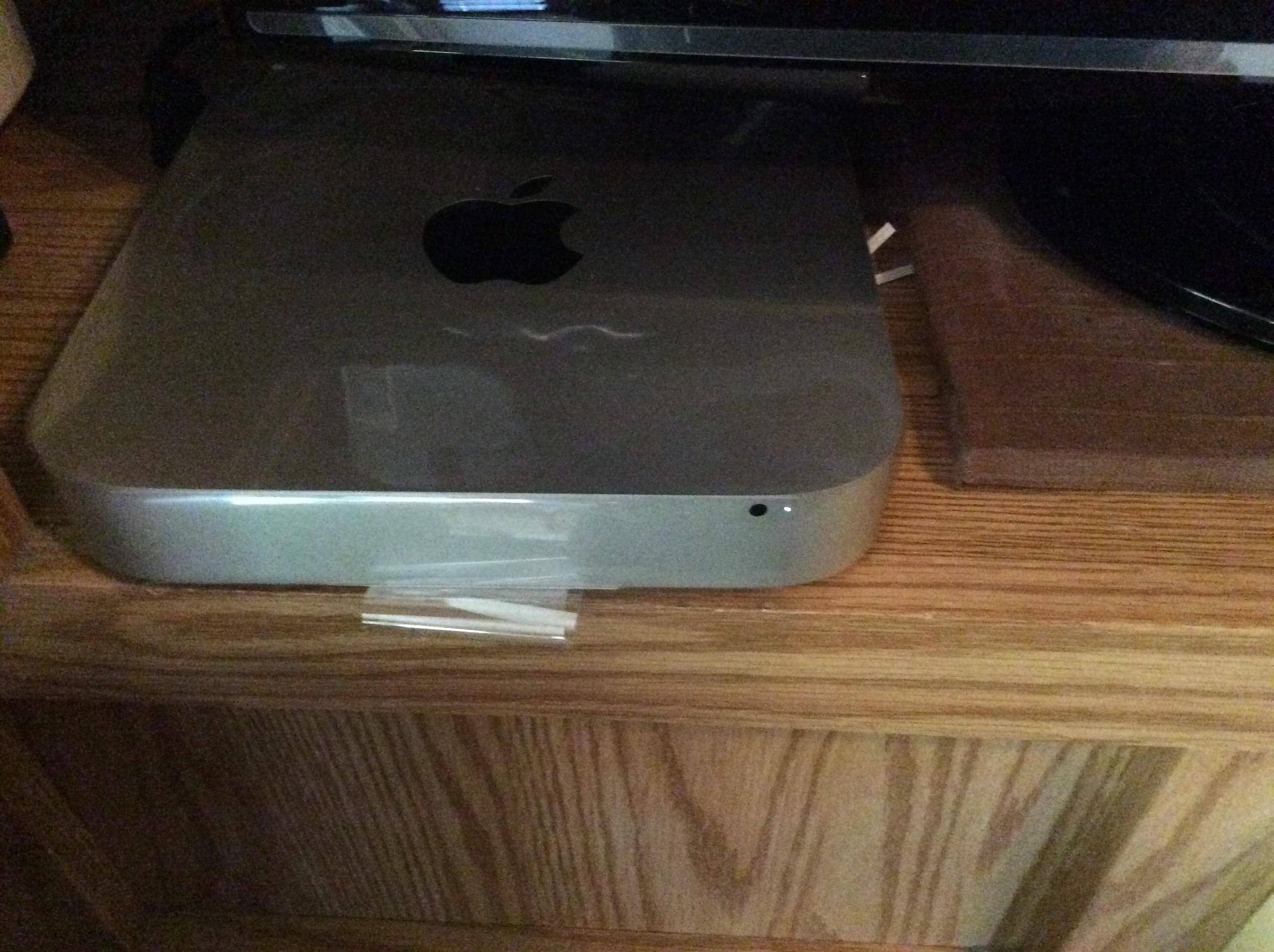 iMac Mini, click to load a larger version