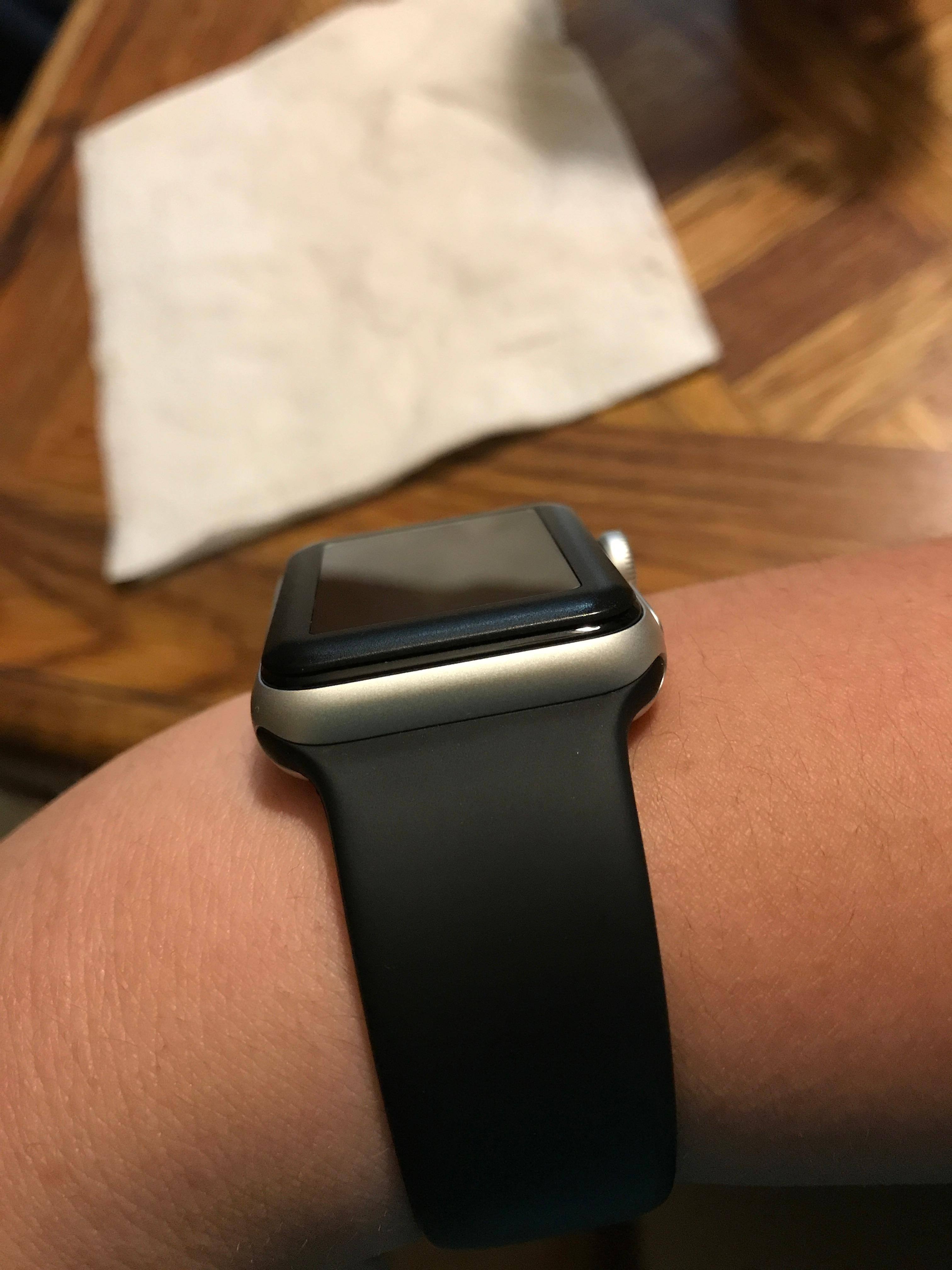 Protects from getting damaged on the sides., click to load a larger version