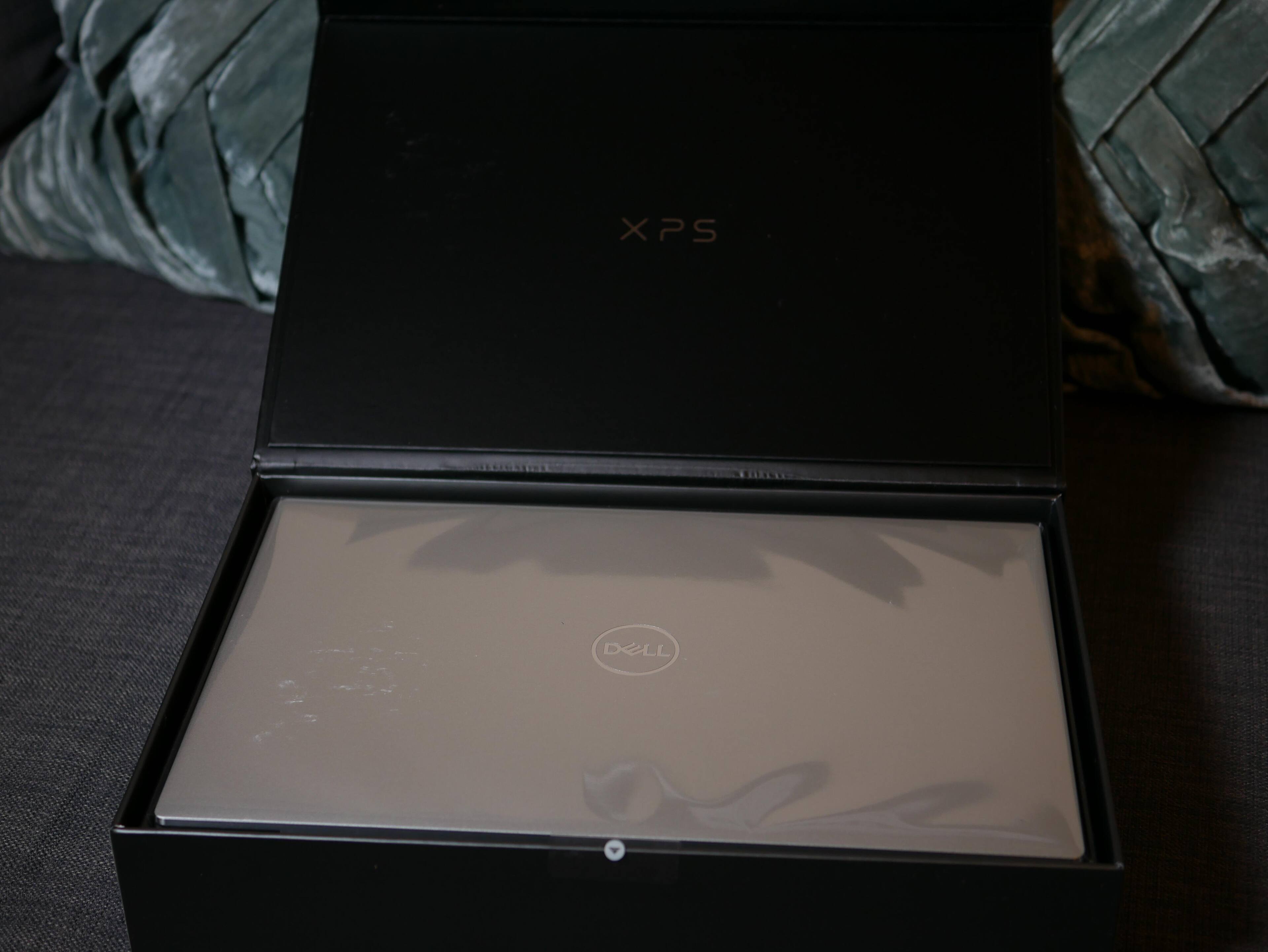 I know unboxing is part of the experience, but I always wonder how much I paid for the box I just threw away..., click to load a larger version