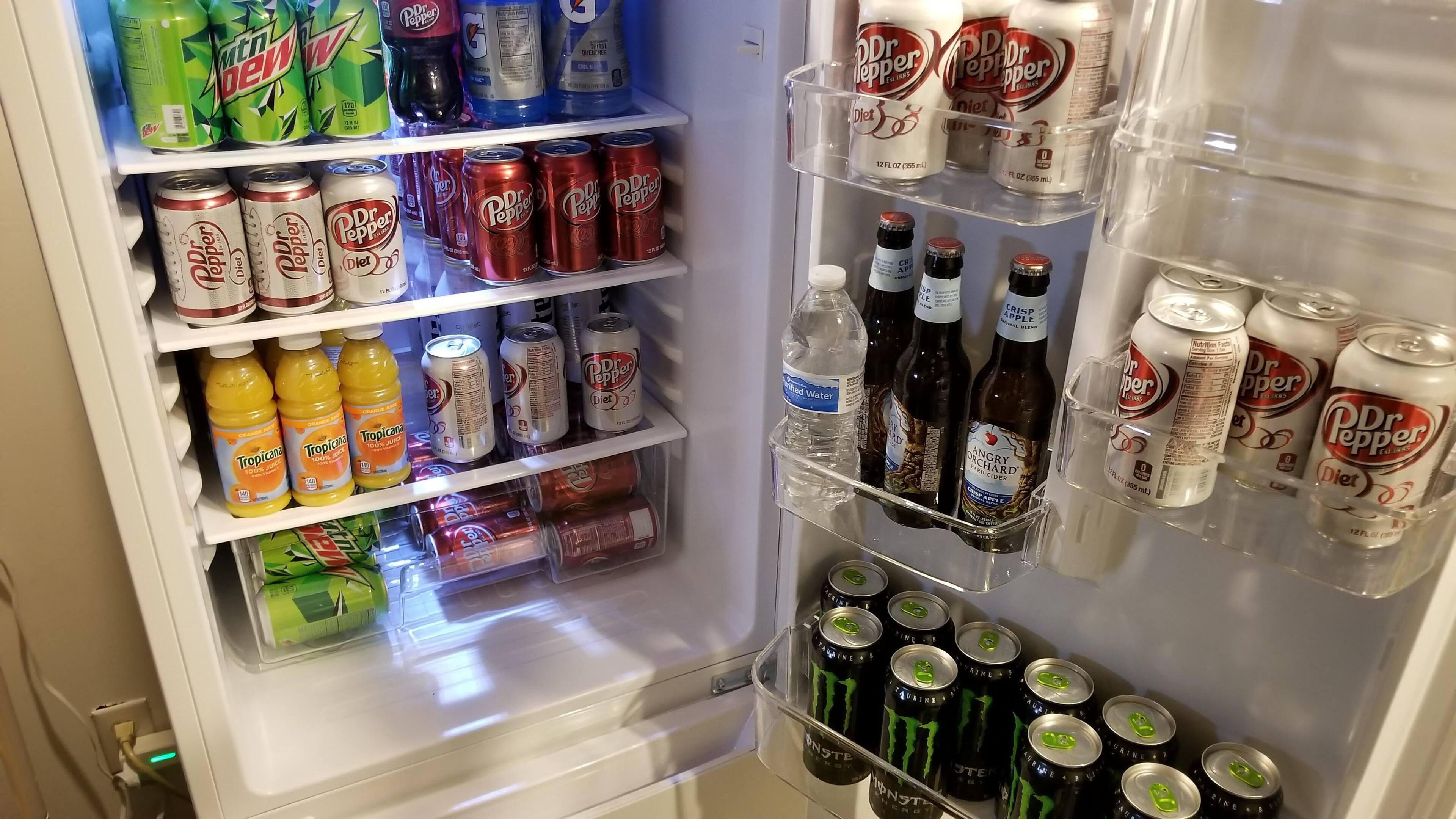 Holds A LOT!, click to load a larger version