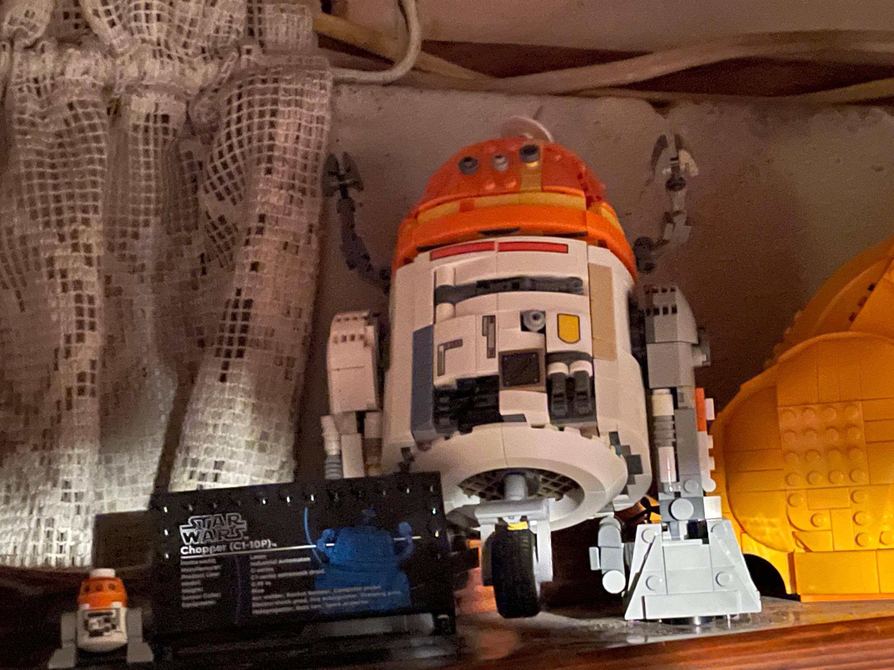 LEGO Star Wars: Ahsoka Chopper (C1 10P) Astromech Droid 75416