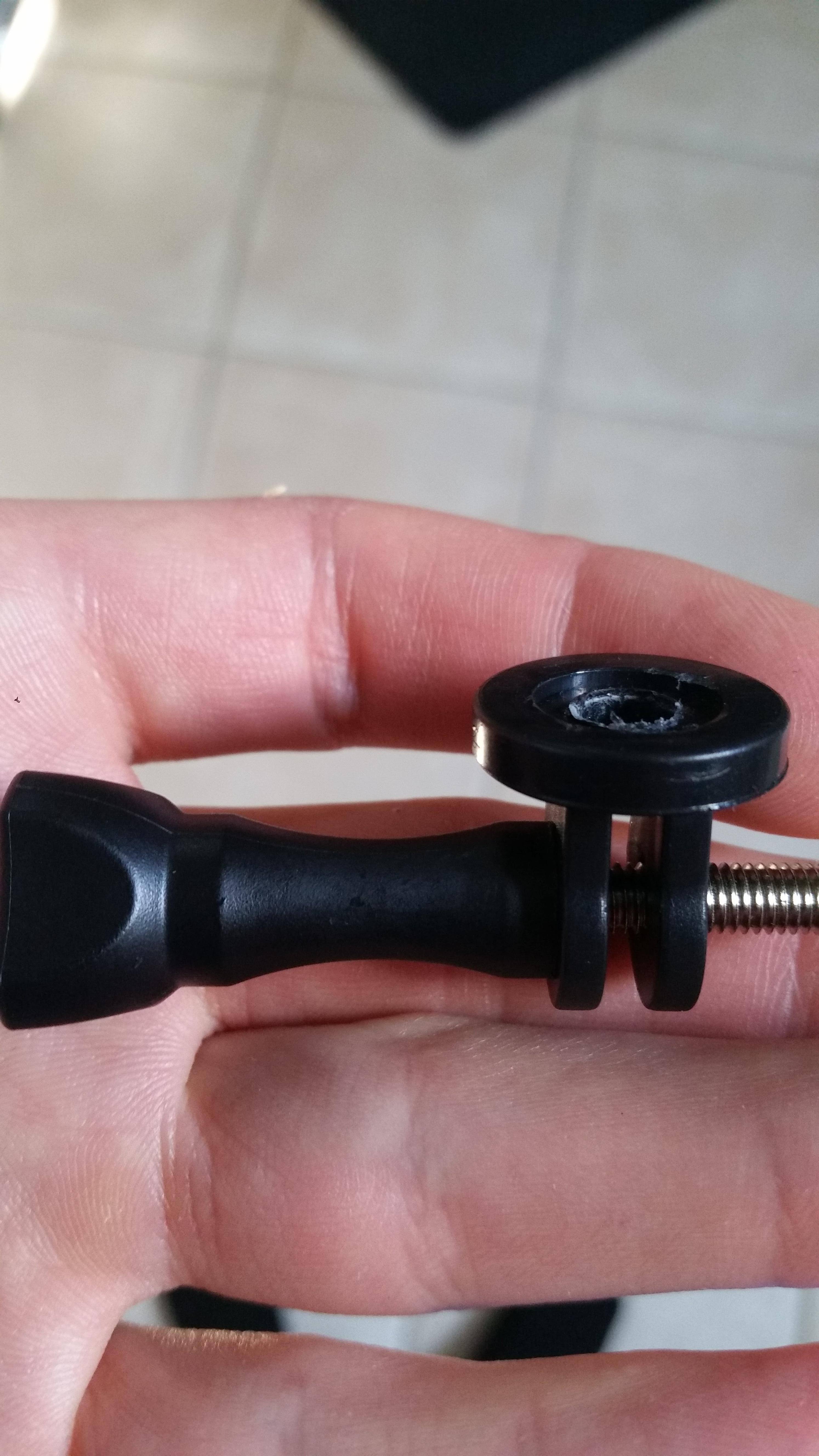 You can see where the 1/4" post has fallen out, click to load a larger version