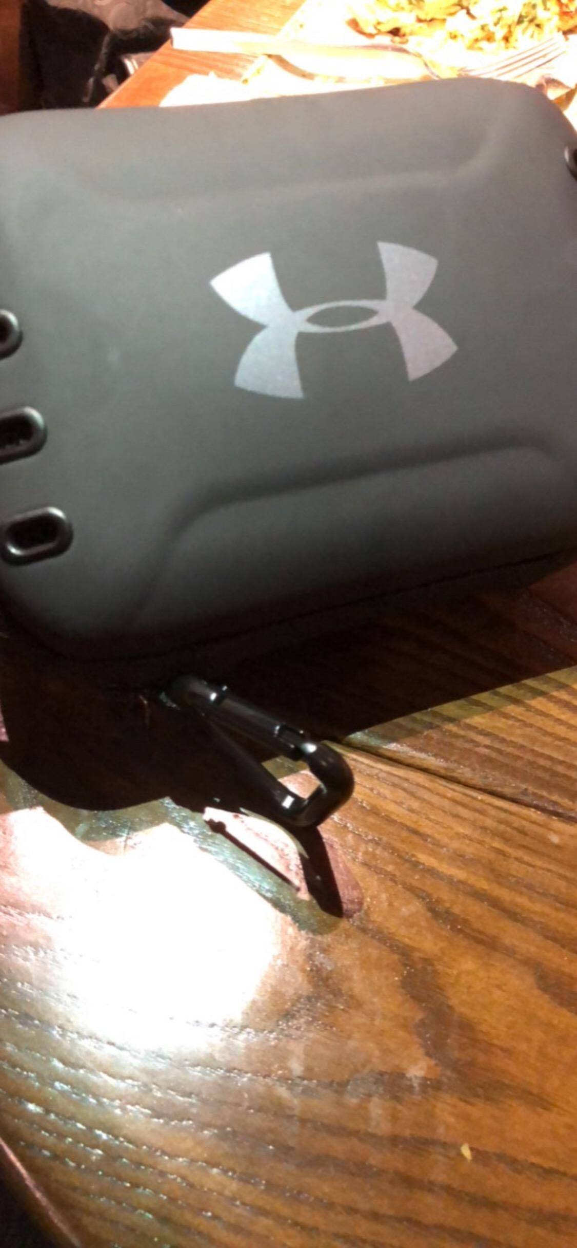 Outside the carrying case with hook., click to load a larger version