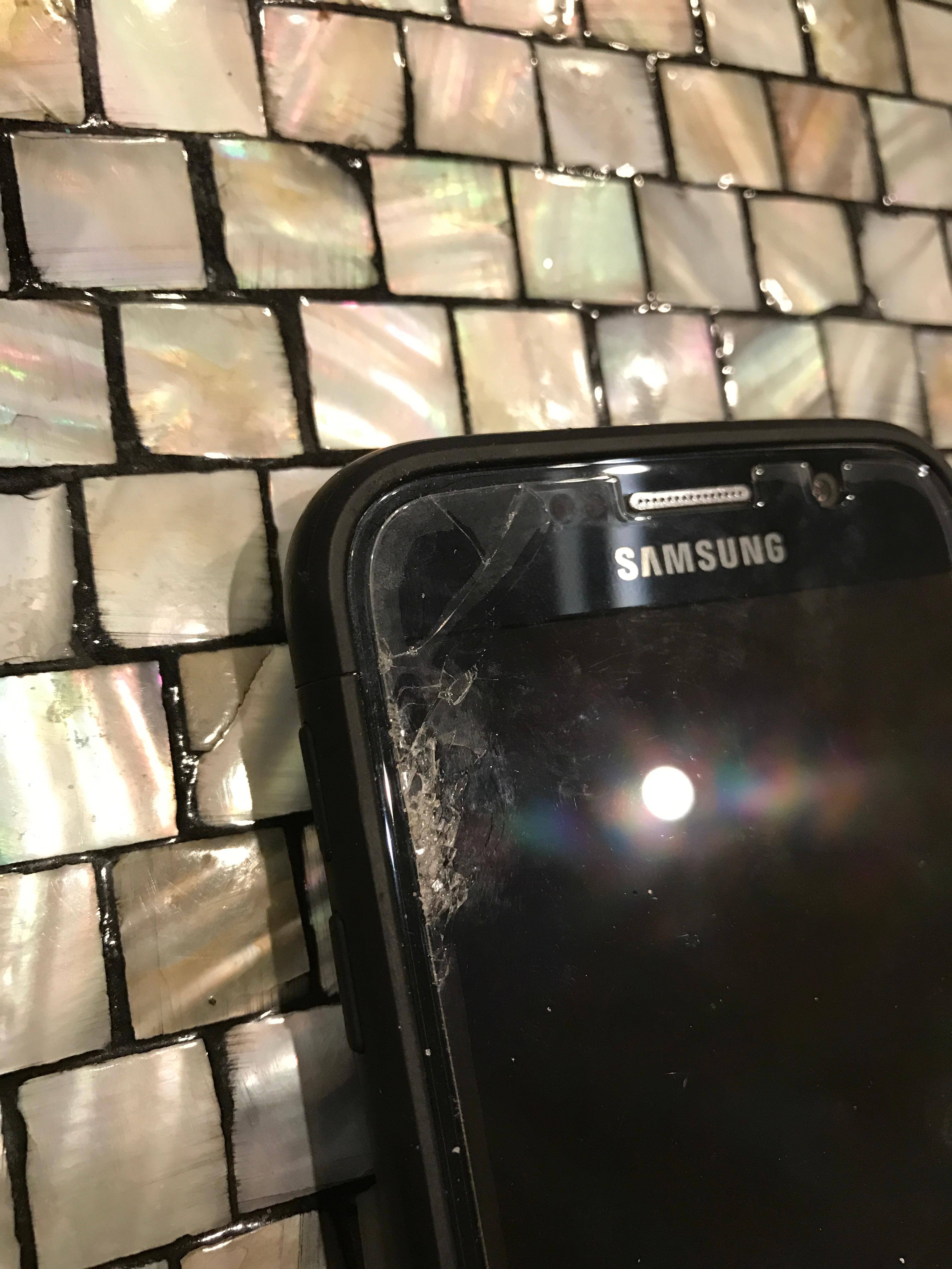 This happened the day after w got it., click to load a larger version