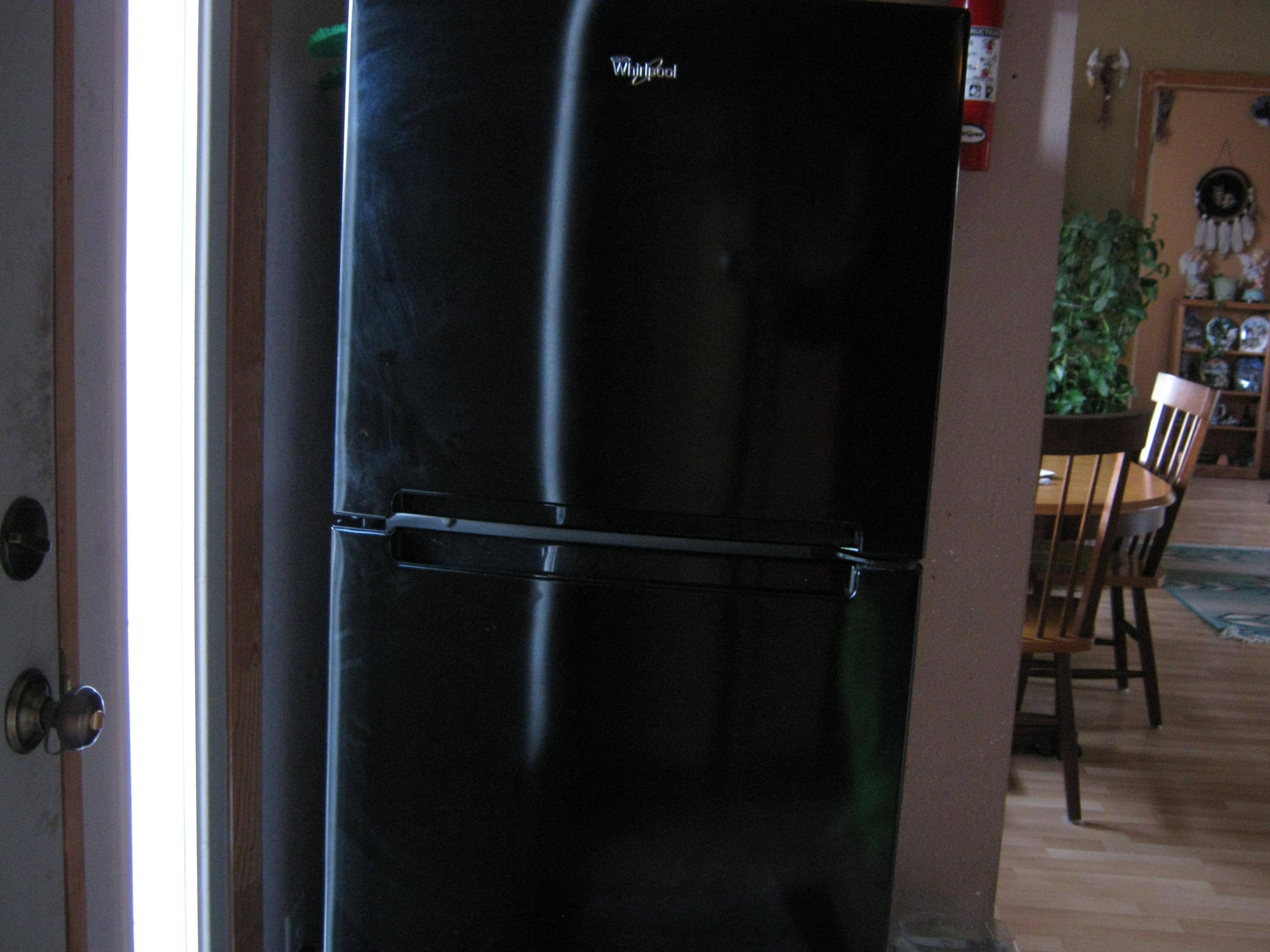 MY REFRIGERATOR!!!!!!, click to load a larger version
