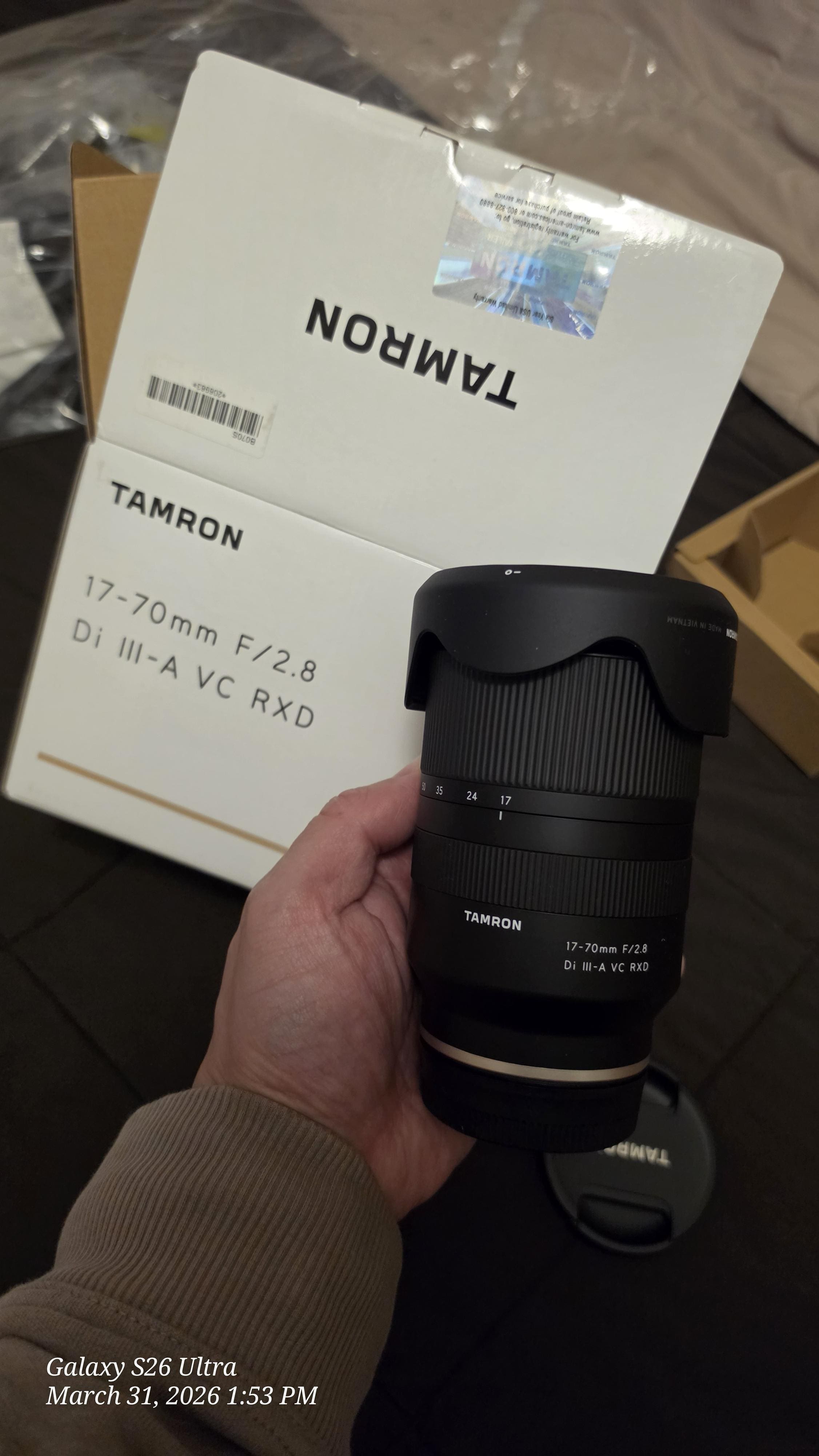 Tamron 17 70mm F/2.8 Di III A VC RXD Standard Zoom Lens for Sony E