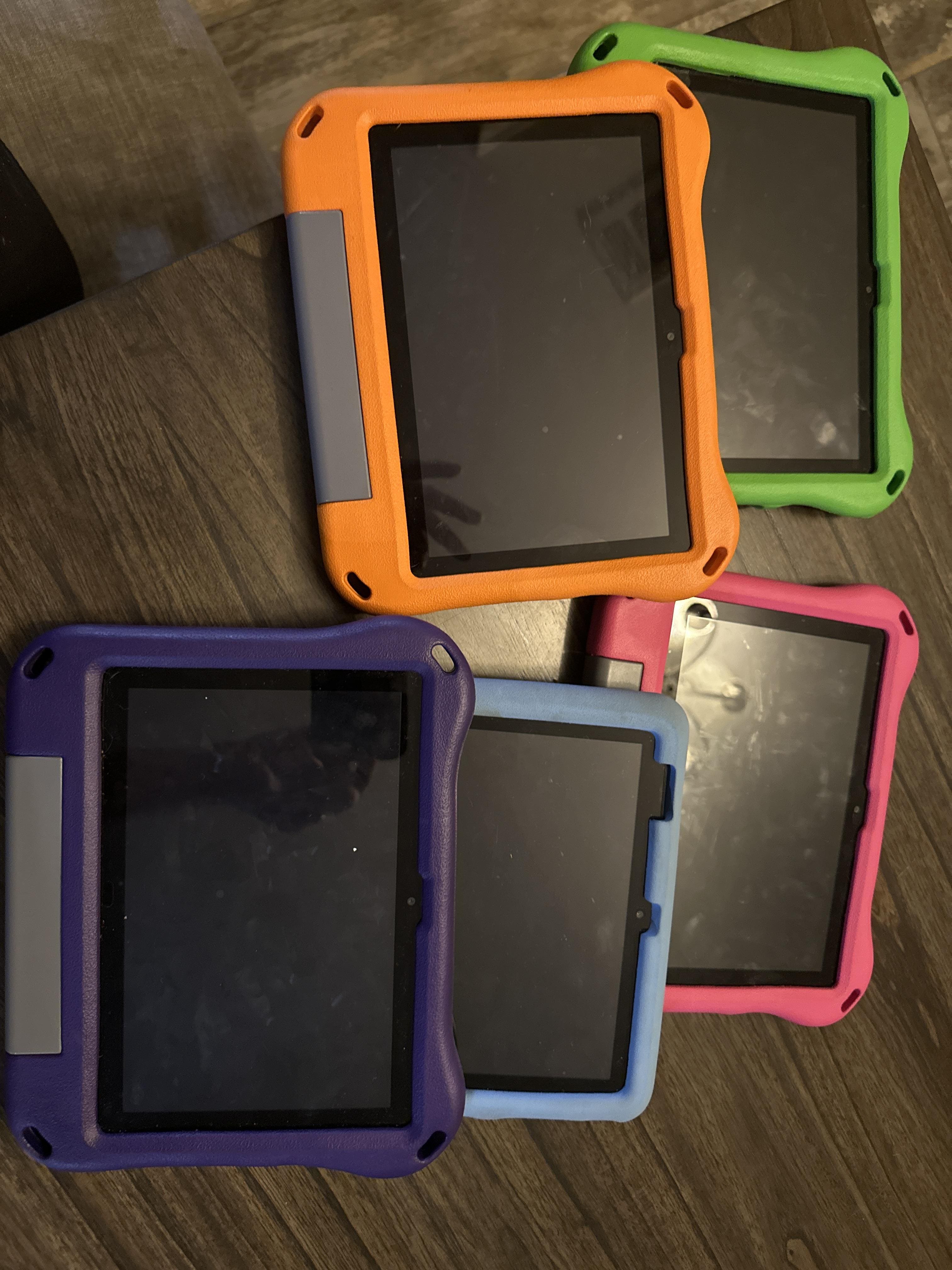Amazon Fire HD 8 tablet, 8” HD Display, 3GB memory, 32GB, designed