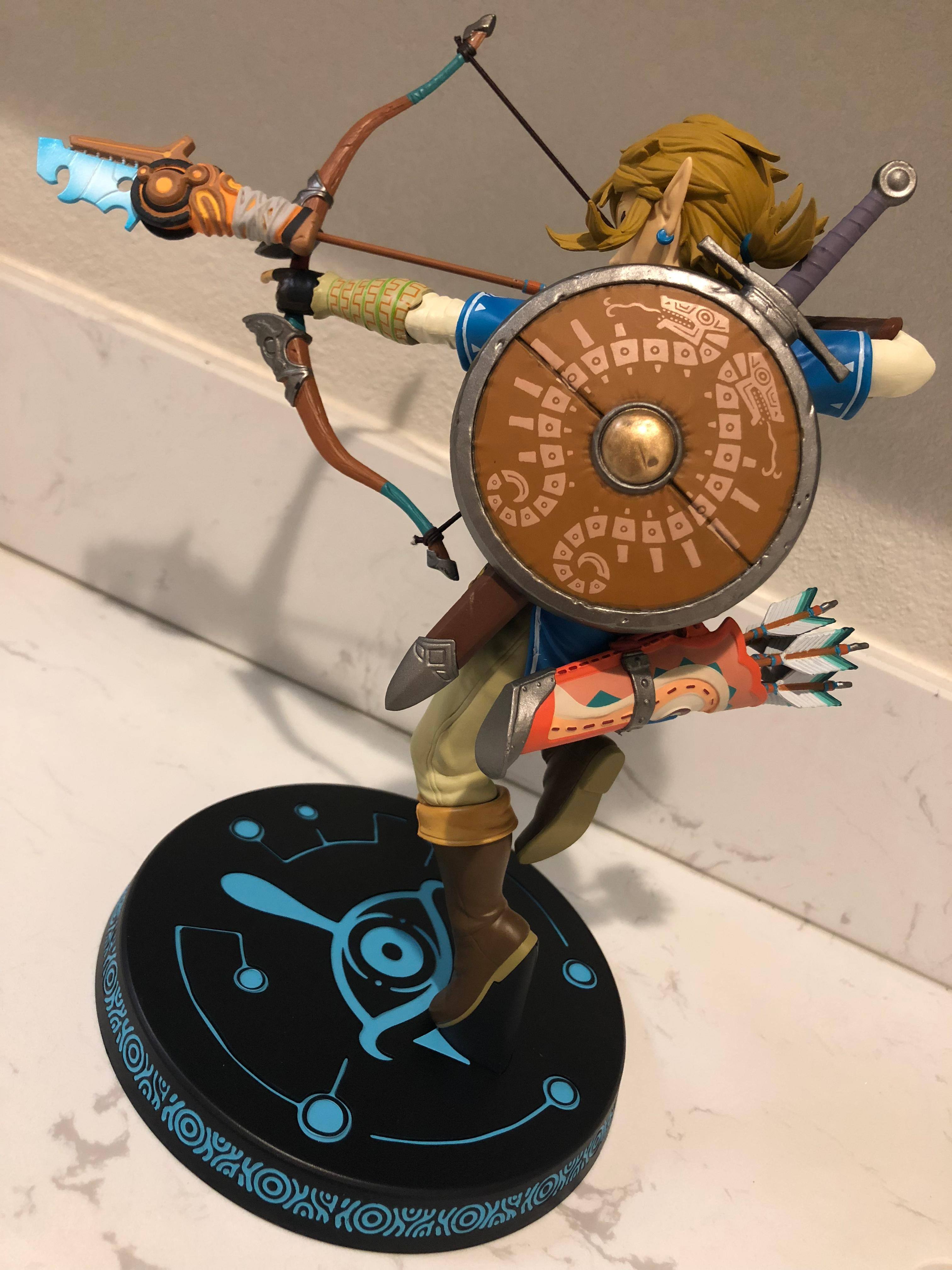 Check out that back!, click to load a larger version