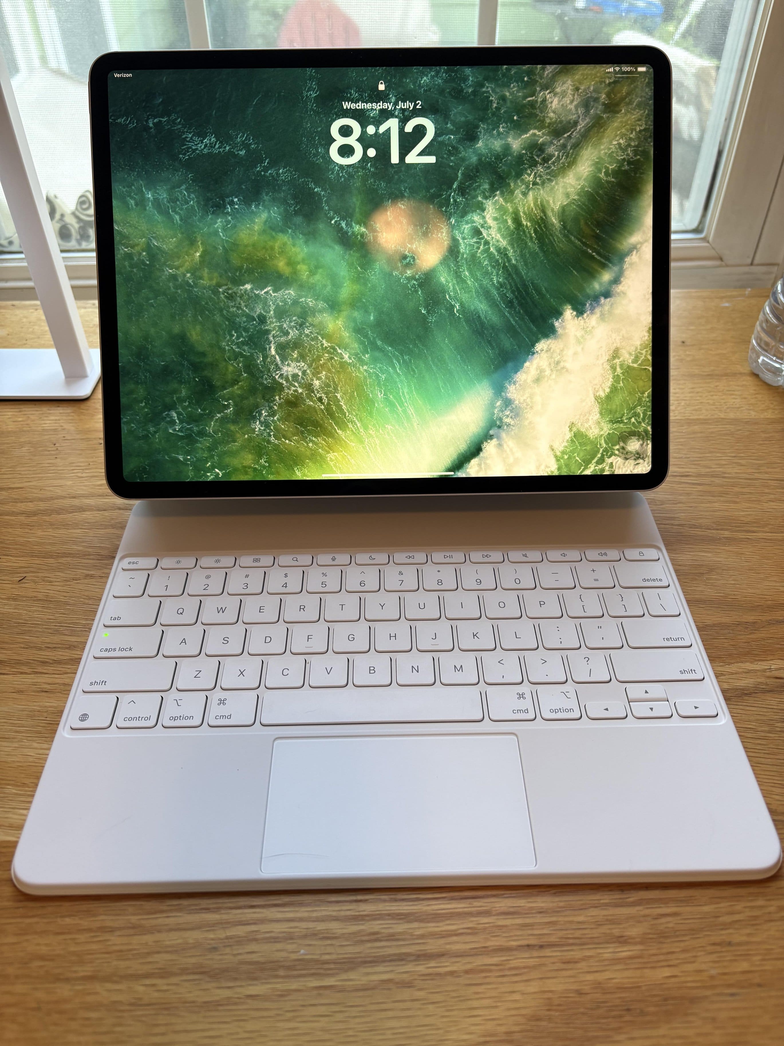 iPad Air Magic Keyboard ホワイト（M3/13インチ） MDFW4J?wid=1200&hei=630&fmt=