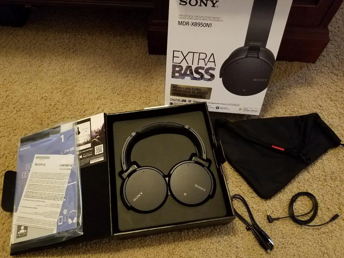 Everything in the box, click to load a larger version