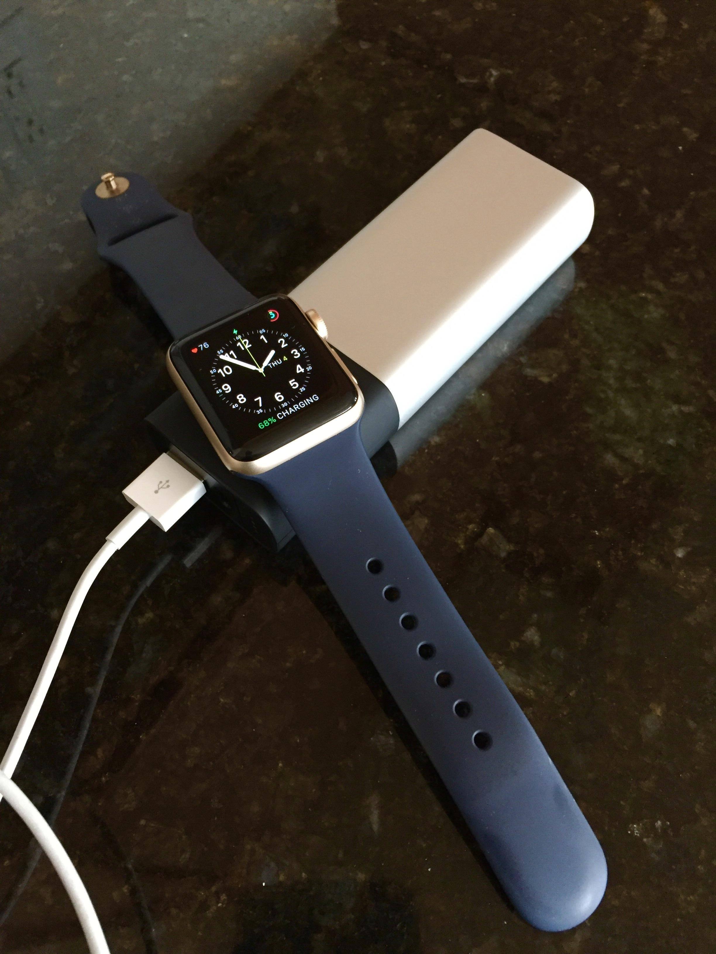 Apple Watch series 2 & iPhone charging SIMULTANEOUSLY, click to load a larger version