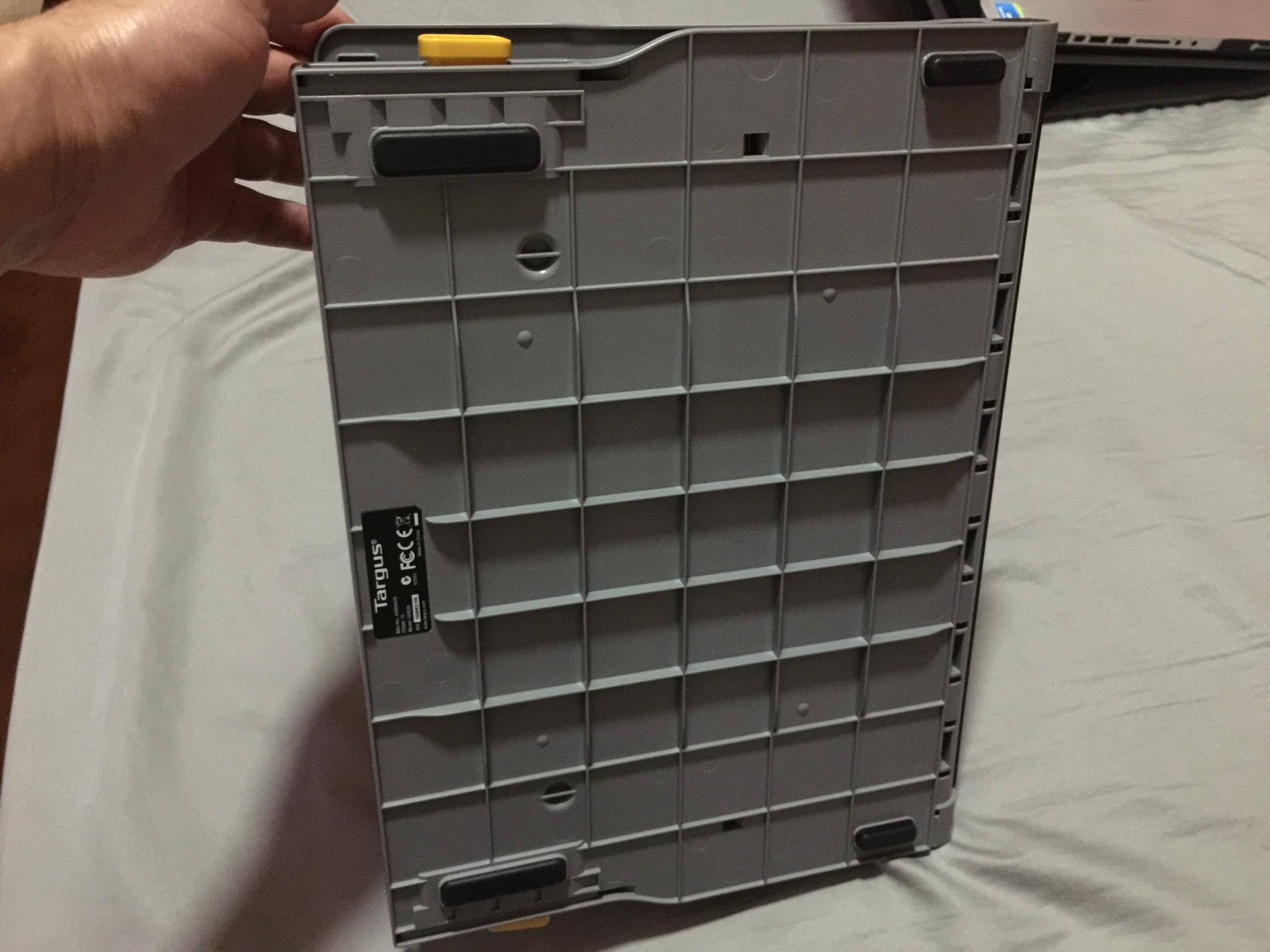 Bottom. Reason I gave it two stars., click to load a larger version