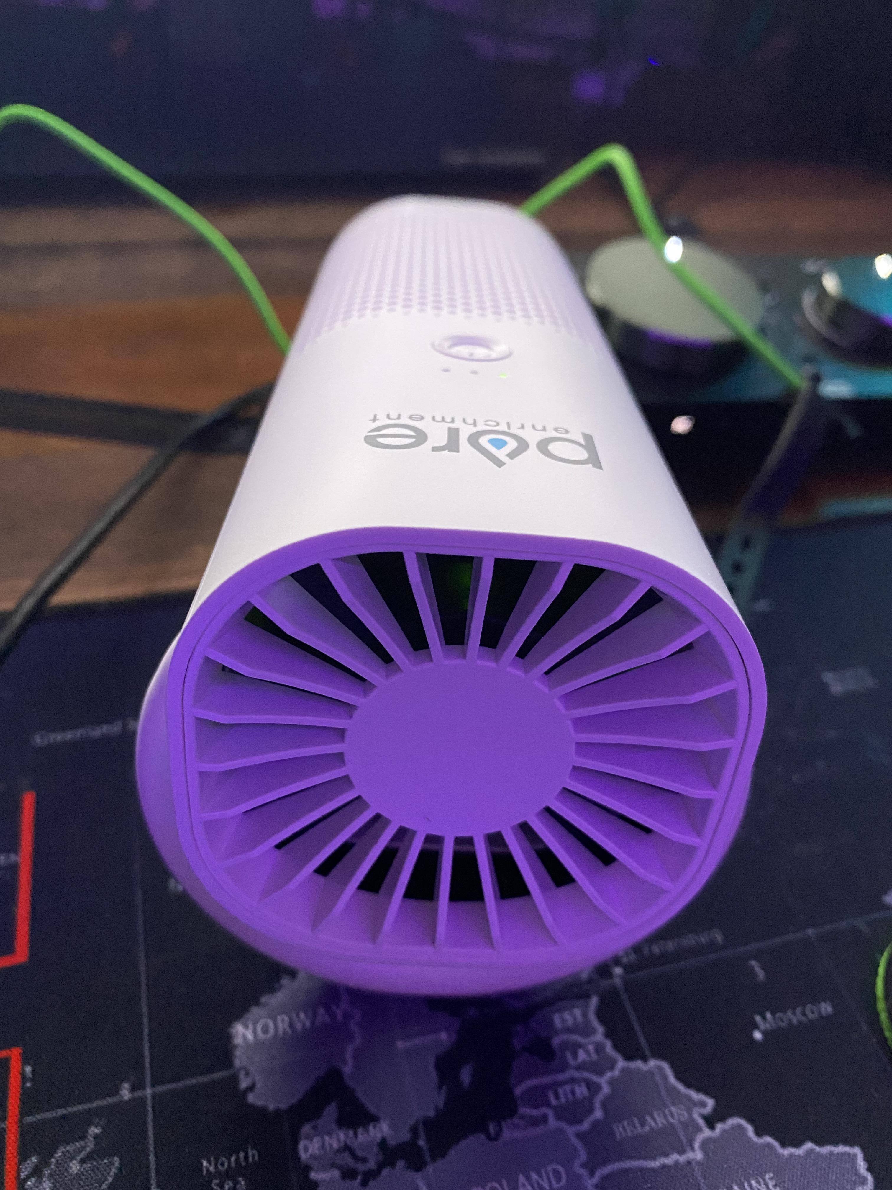 During use on the handle/stand, click to load a larger version