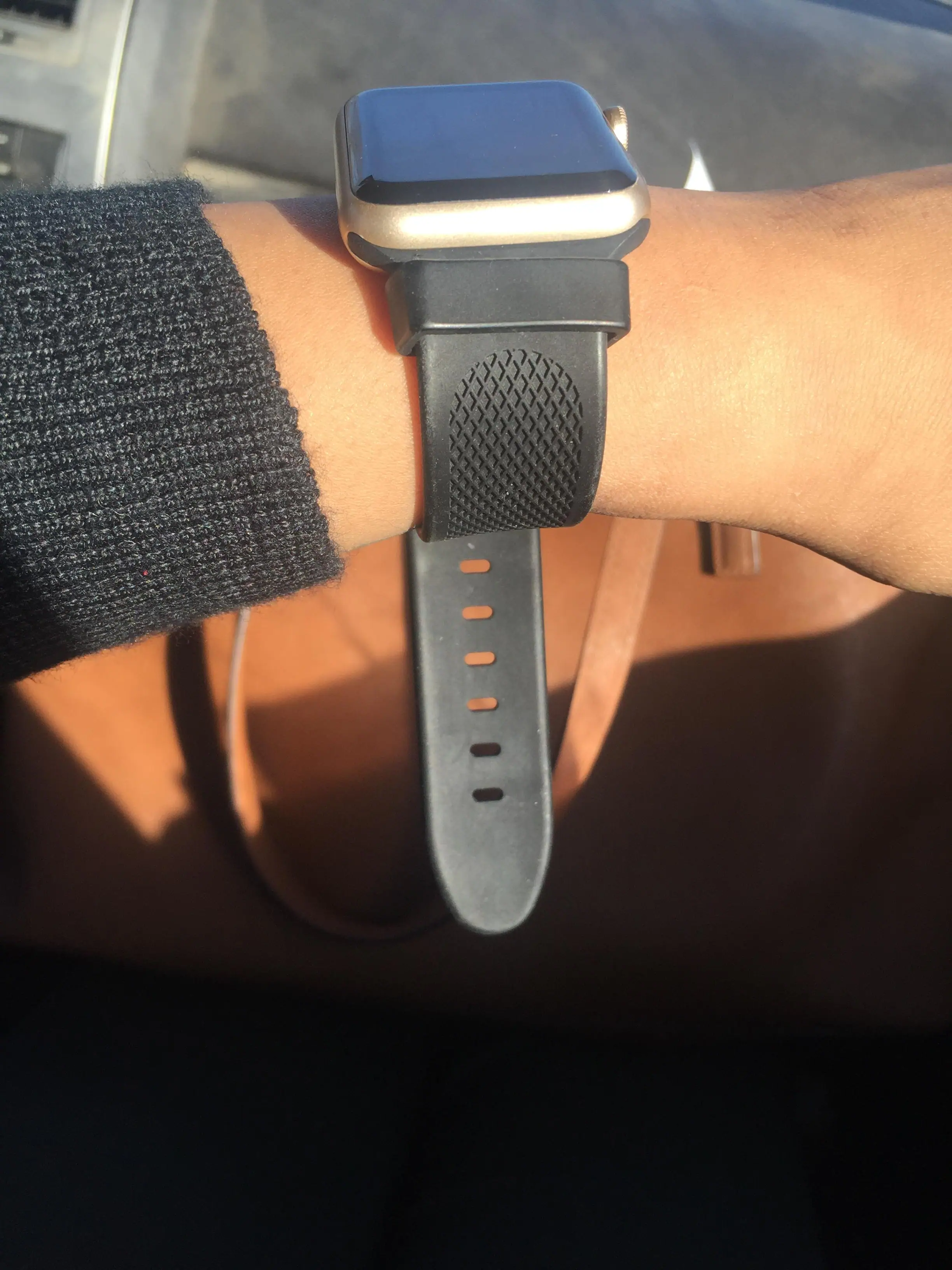 Band holder always slips torwards watch, click to load a larger version