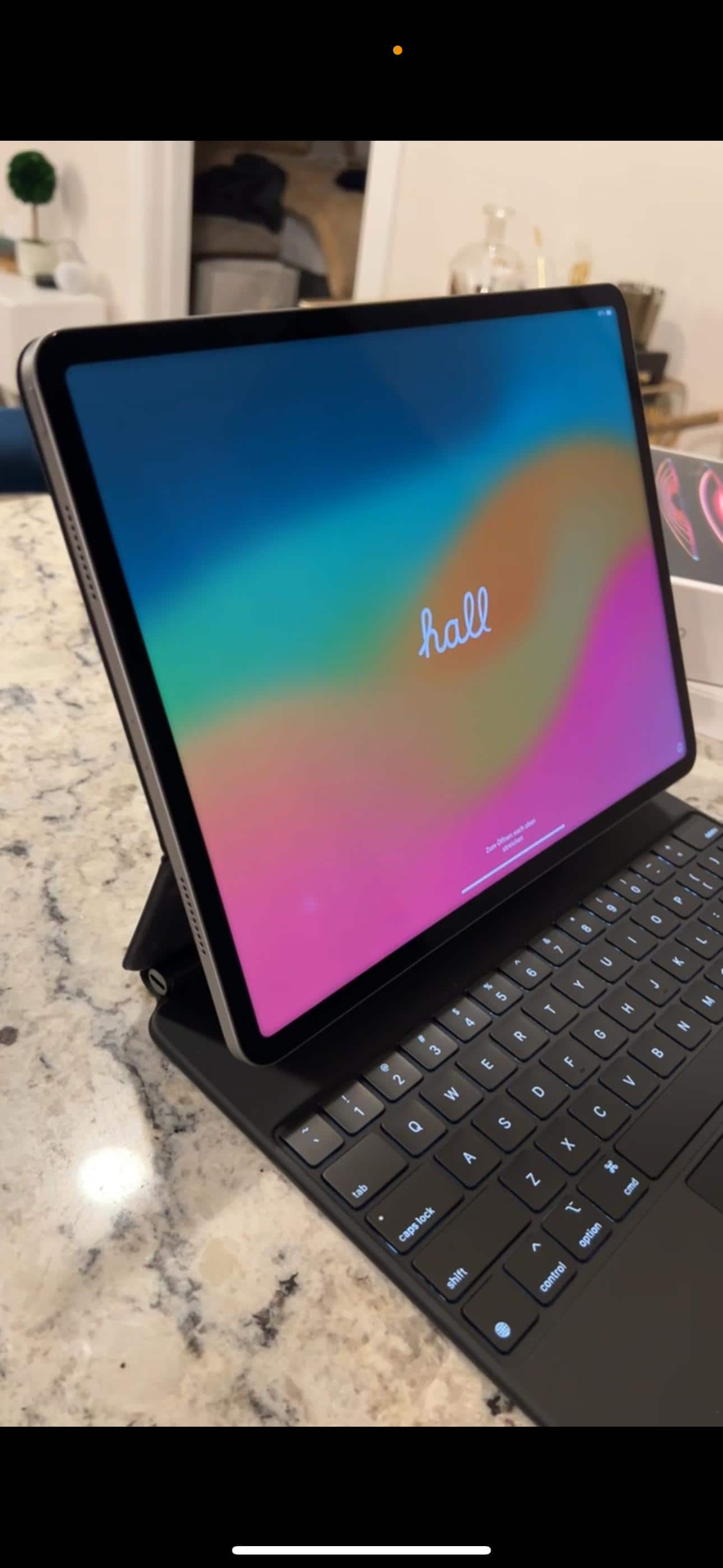 Apple 12.9 Inch iPad Pro (6th Generation) M2 chip Wi Fi 512GB