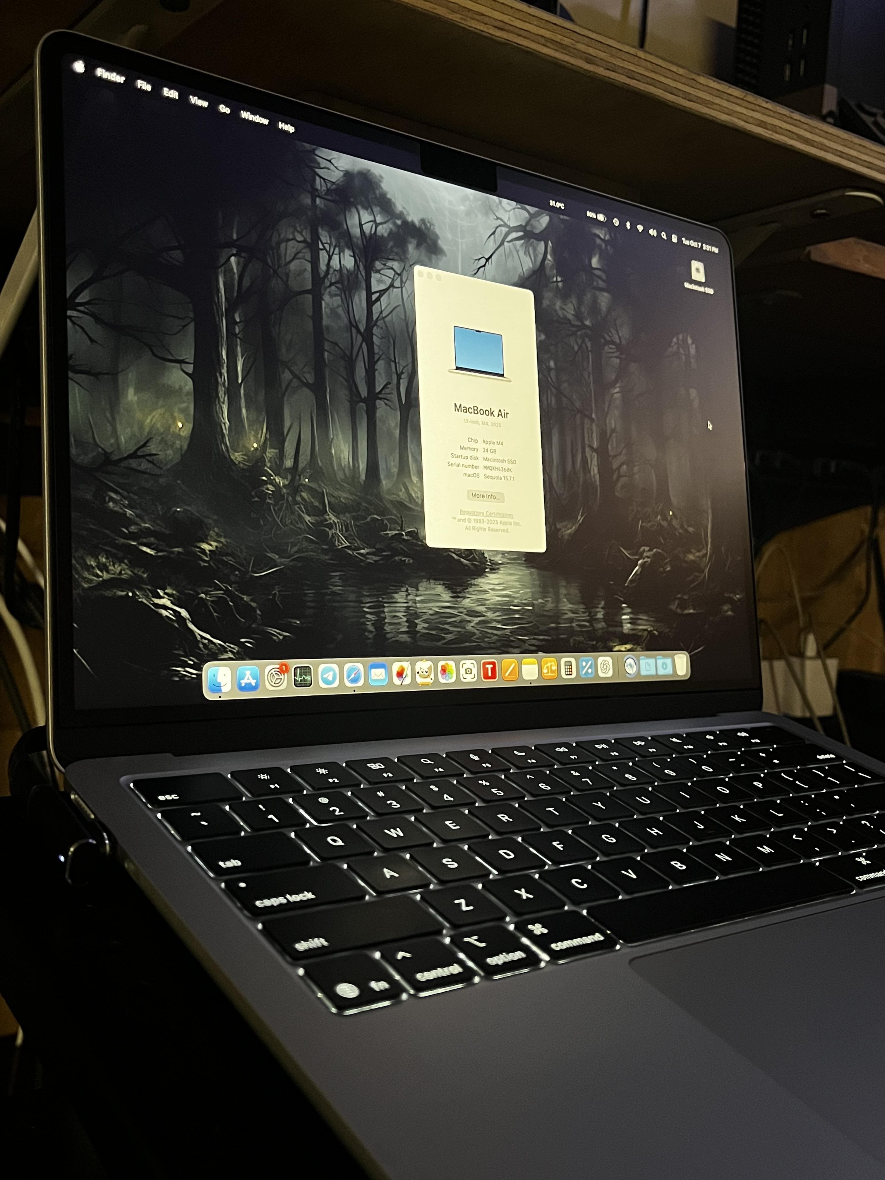 Apple MacBook Air 13 inch Laptop Apple M4 chip Built for Apple