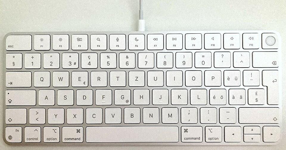 Magic Keyboard (USB C) with Touch ID for Mac models with Apple