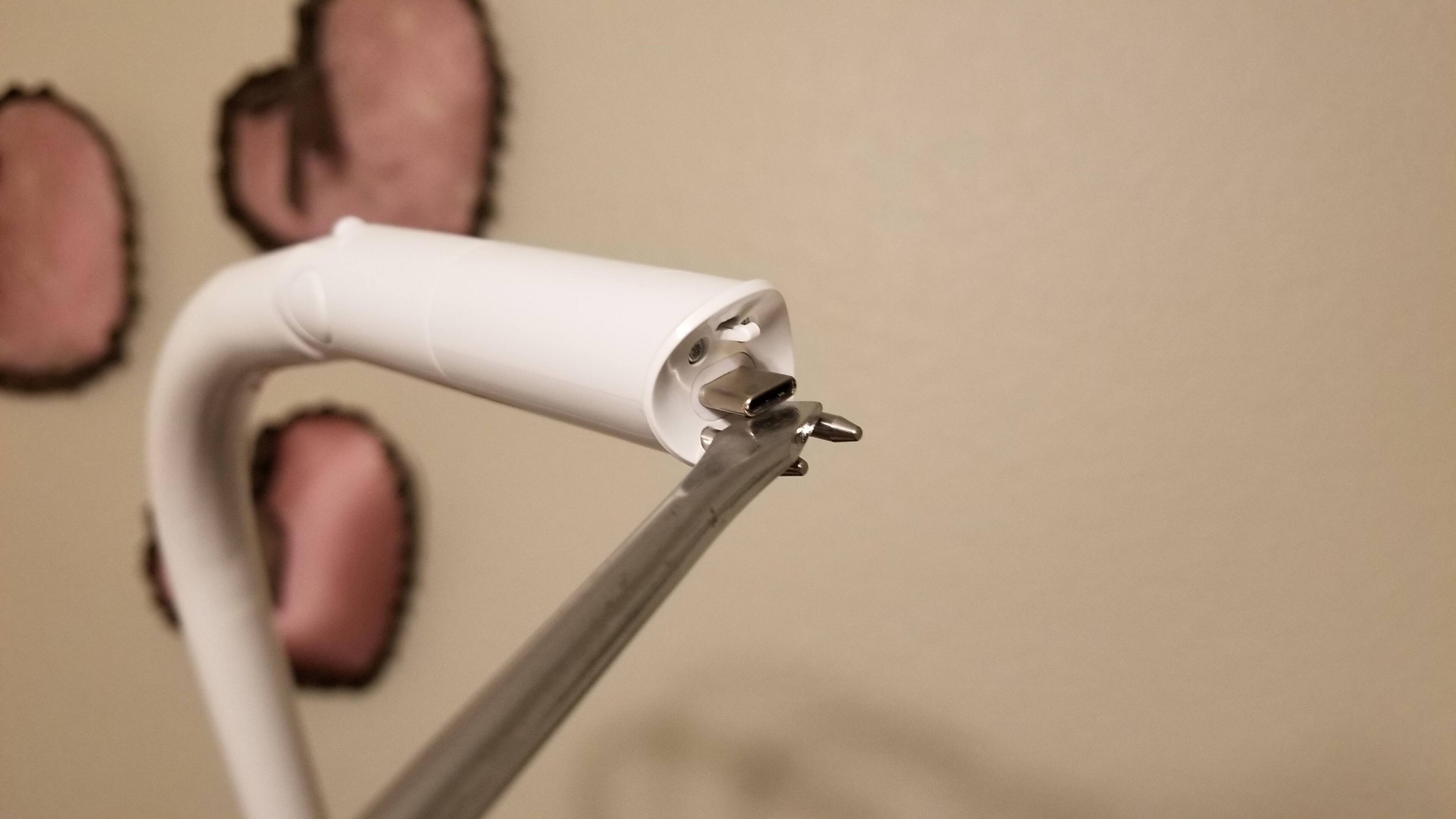 had to adjust type-C connector, click to load a larger version