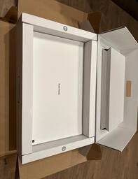 Apple Studio Display Standard glass VESA mount adapter Apple Studio Display Standard glass VESA mount adapter
