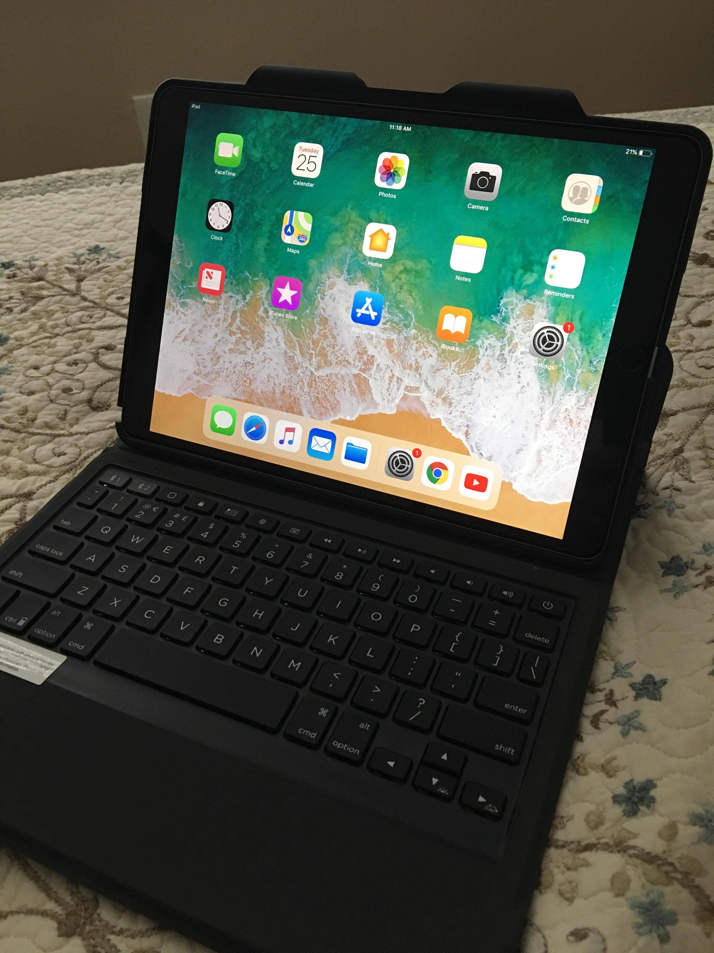 iPad Pro 10.5インチ Wi-Fi 256GB MPDY2J/A iPad Pro 10.5インチ Retinaディスプレイ Wi-Fiモデル MPDY2J/A