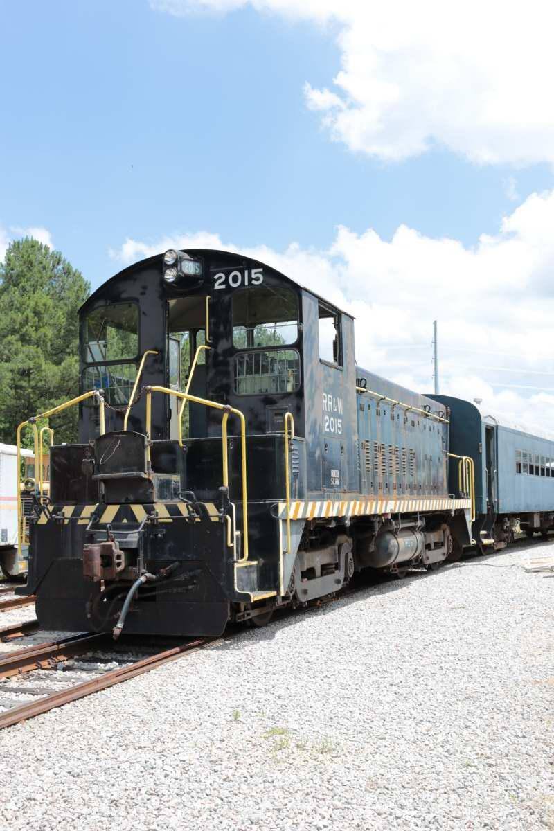 6D at railroad museum, click to load a larger version