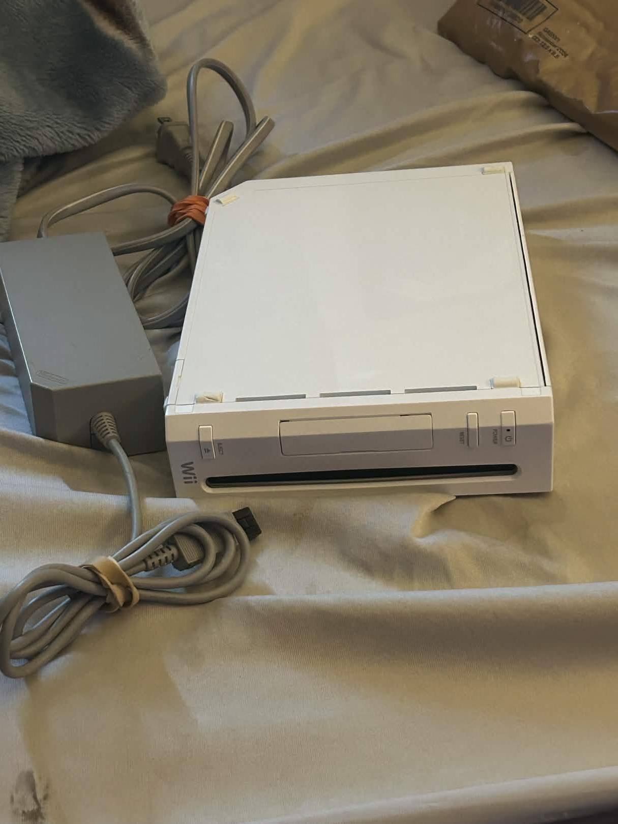 Refurbished Excellent Wii System Console Only Nintendo Wii RVL-001