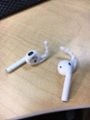 Apple AirPods with Charging Case (1st Generation) White MMEF2AM/A - Best Buy