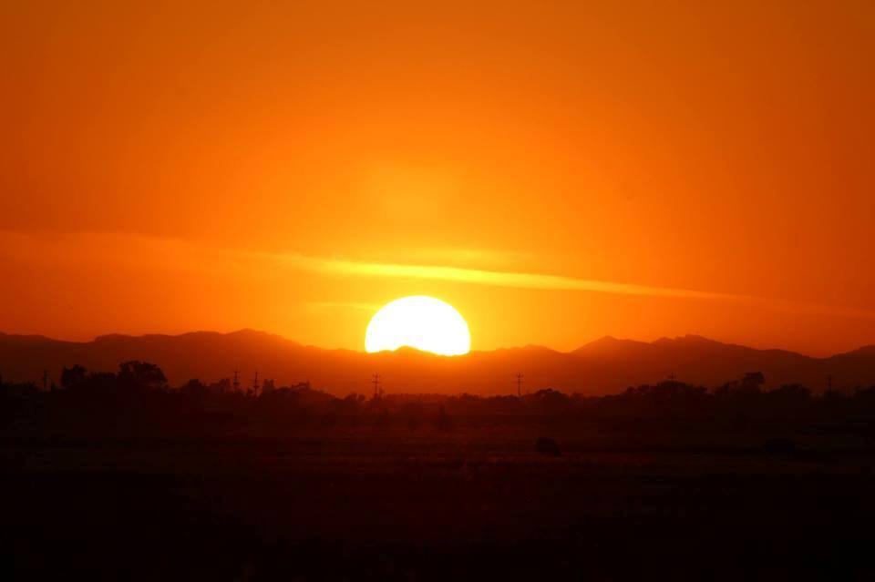 California Sunset, click to load a larger version