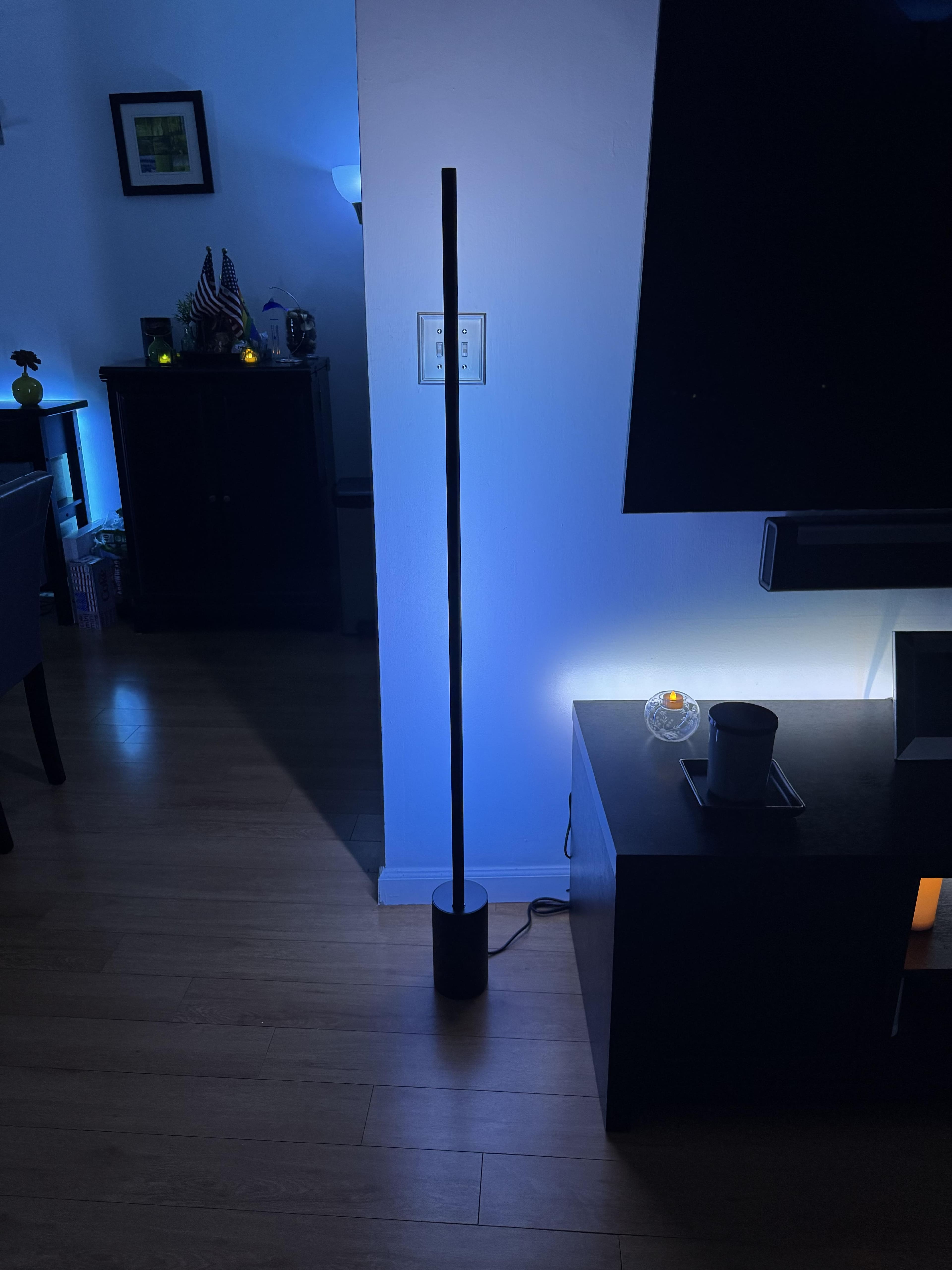 Philips Hue Gradient Signe Bluetooth Floor Lamp White 573709