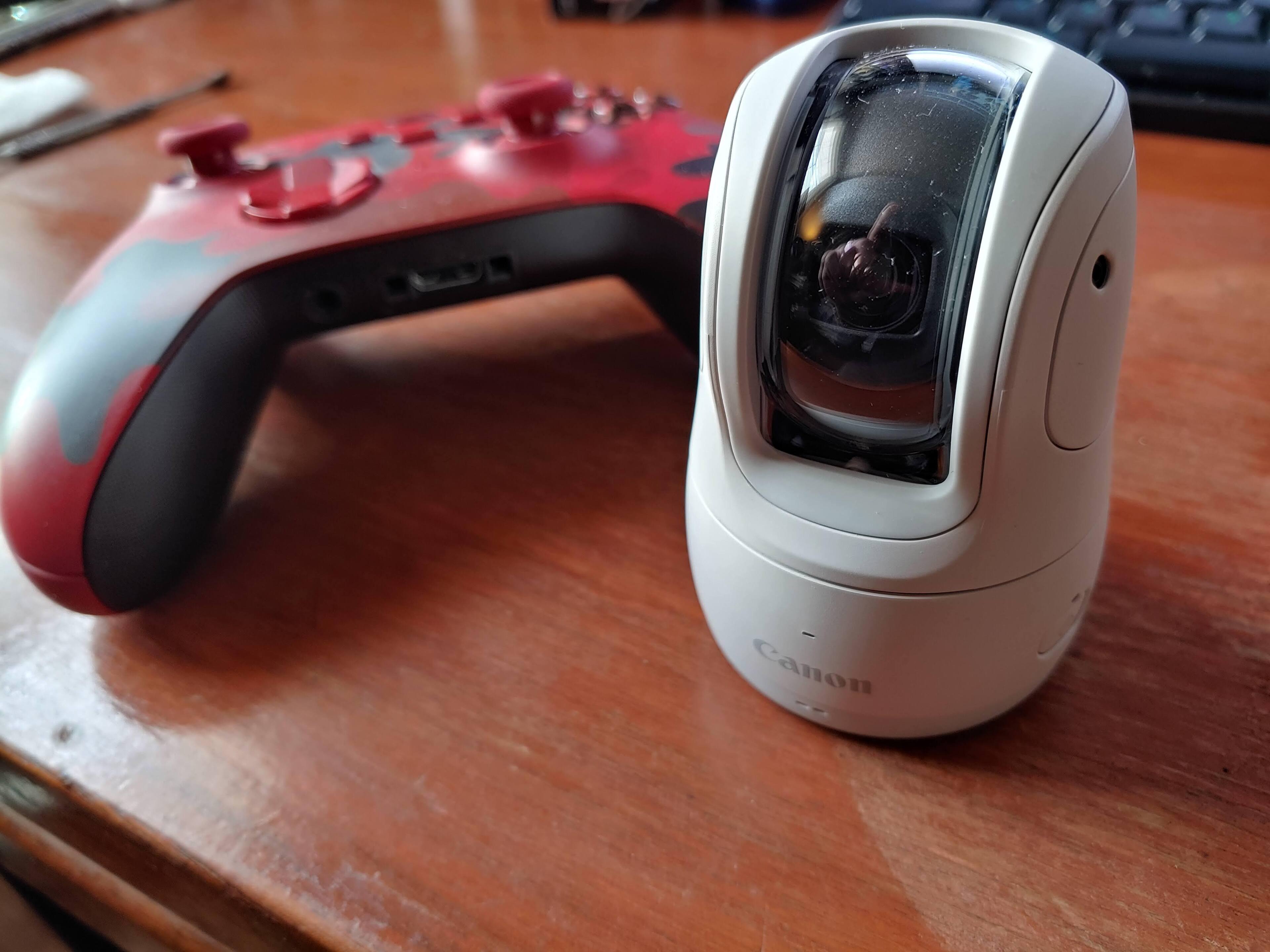 Xbox controller for size reference, click to load a larger version