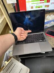 Apple MacBook Pro 13.3 Apple MacBook Pro 13.3