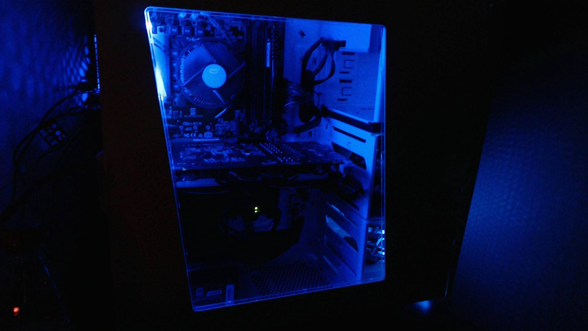 rgb lights off, click to load a larger version