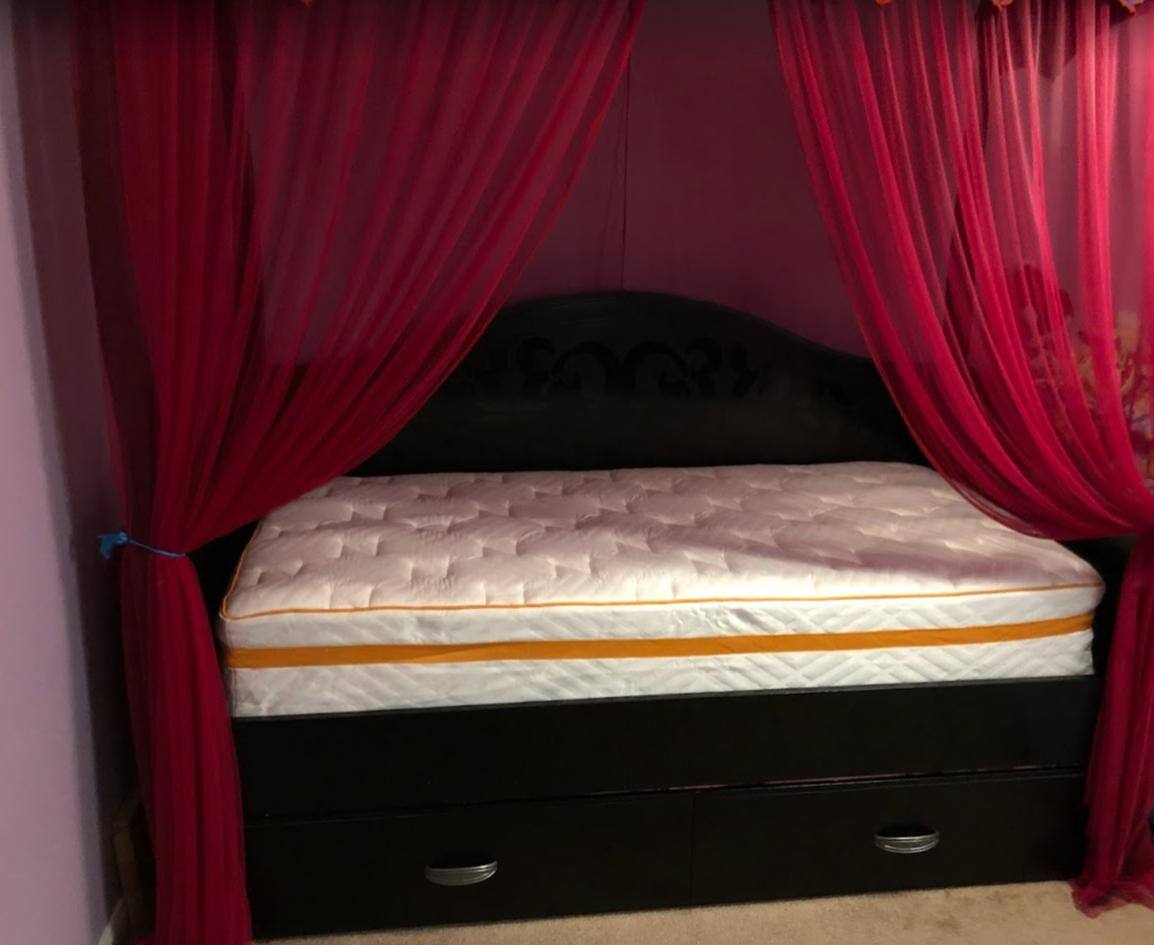 Twin plush hybrid with trundle/platform bed., click to load a larger version