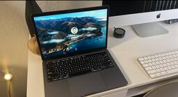 Apple MacBook Pro 16 Apple MacBook Pro 16