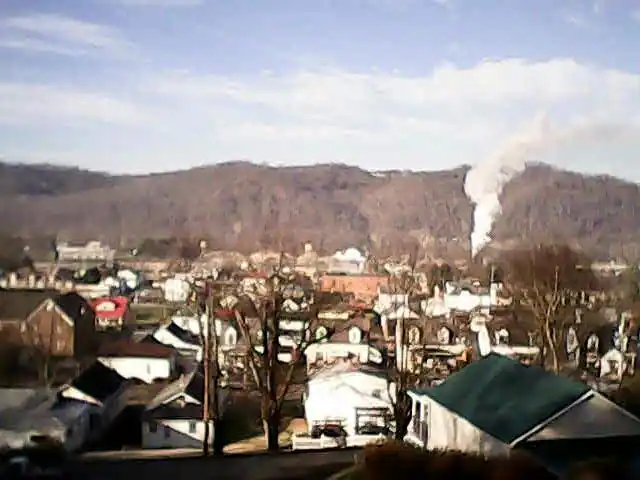 Still photo, click to load a larger version