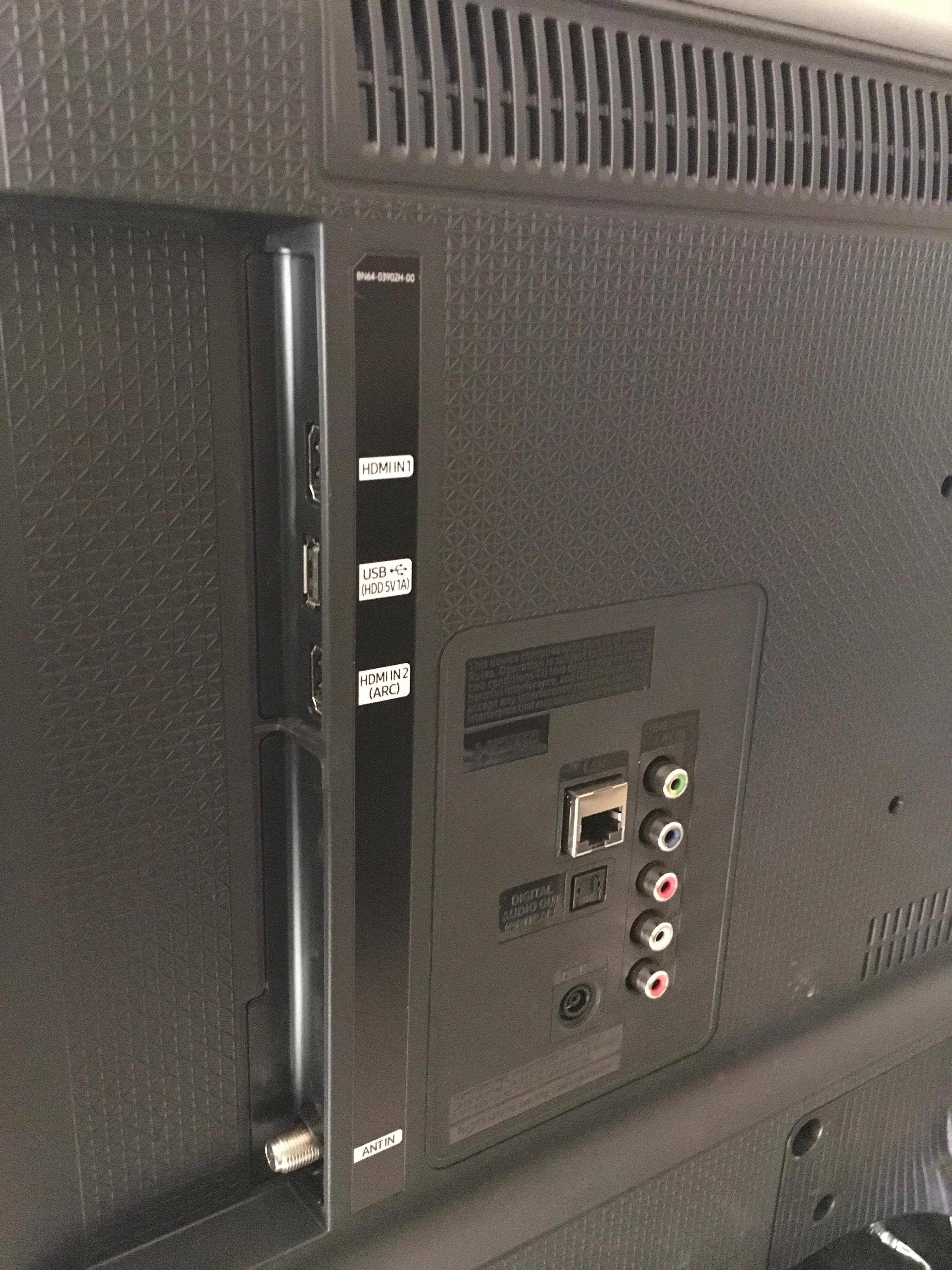 (2) HDMI Ports, click to load a larger version