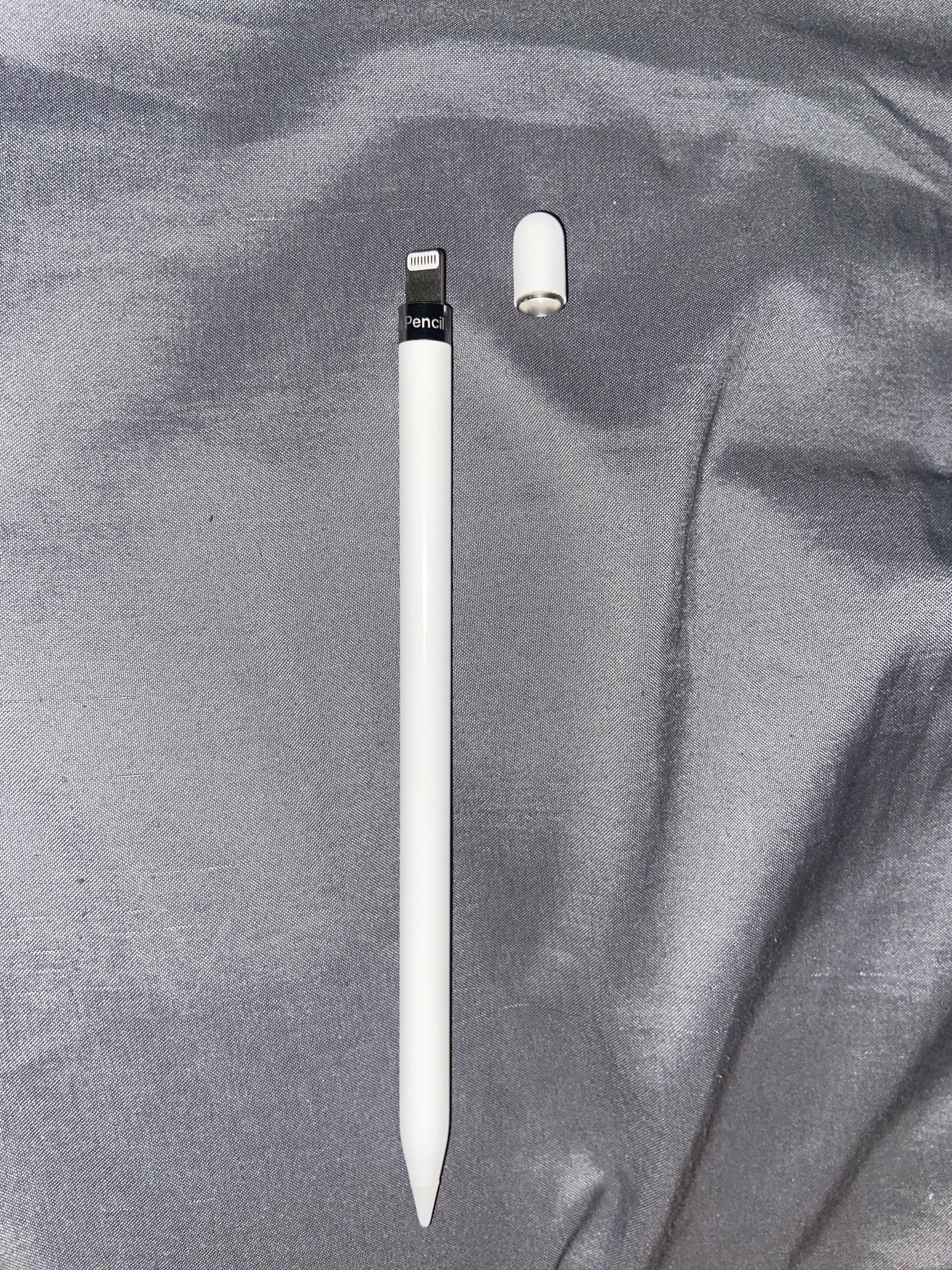 Apple Pencil (1st Generation) with USB C to Pencil Adapter White