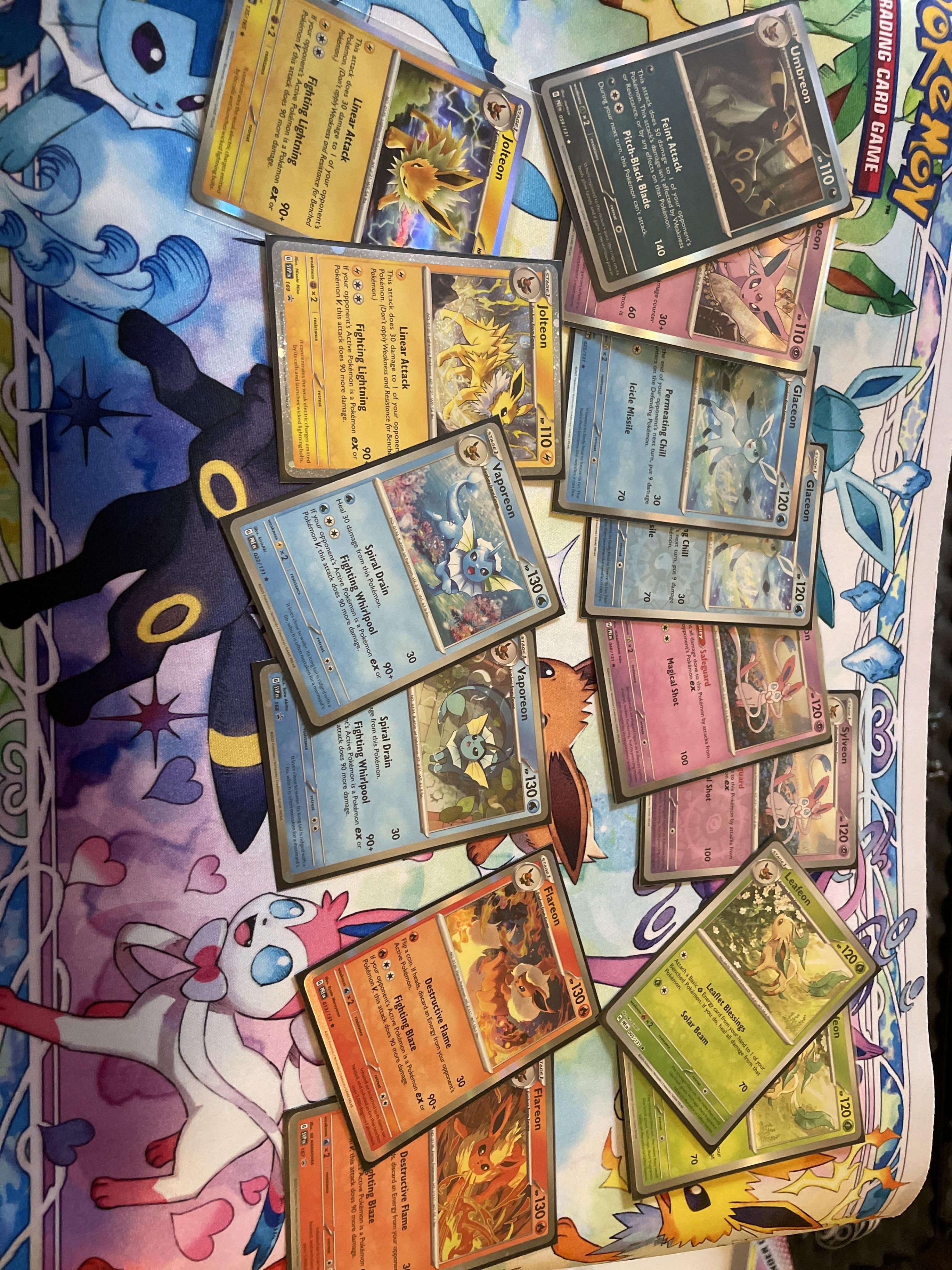 Pokmon Trading Card Game: Scarlet & Violet Prismatic Evolutions Super  Premium Collection 10-10027-101 - Best Buy