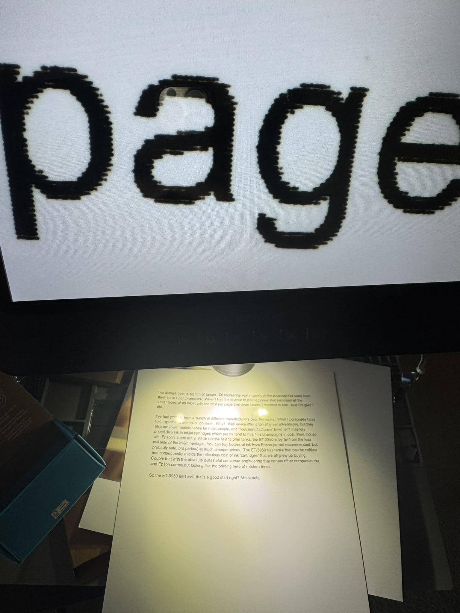 The text is crisp.  This gives you an idea of what normal 11pt font looks like zoomed in., click to load a larger version