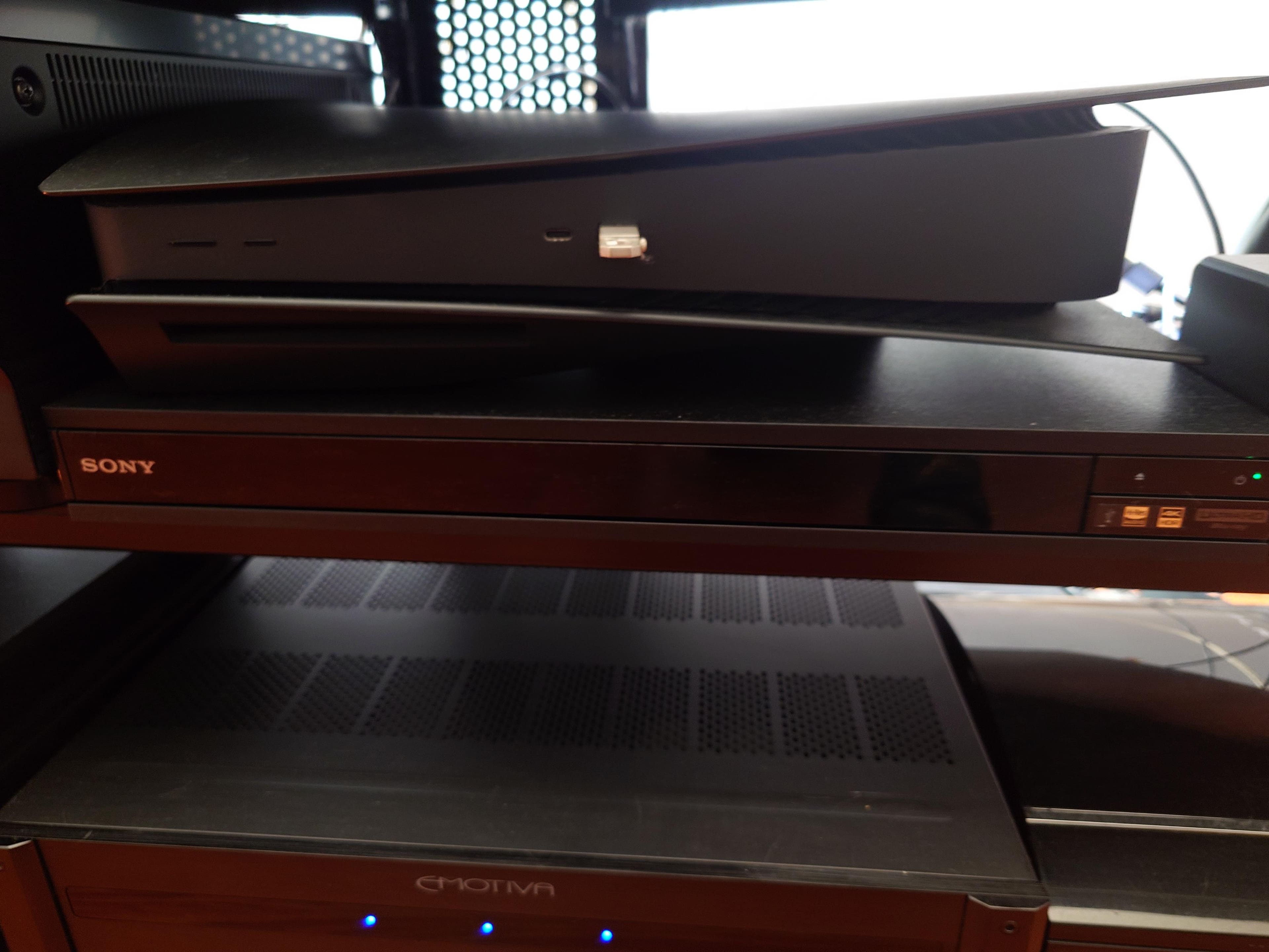 Sony UBP X800M2 Streaming 4K Ultra HD Hi Res Audio Wi Fi Built In