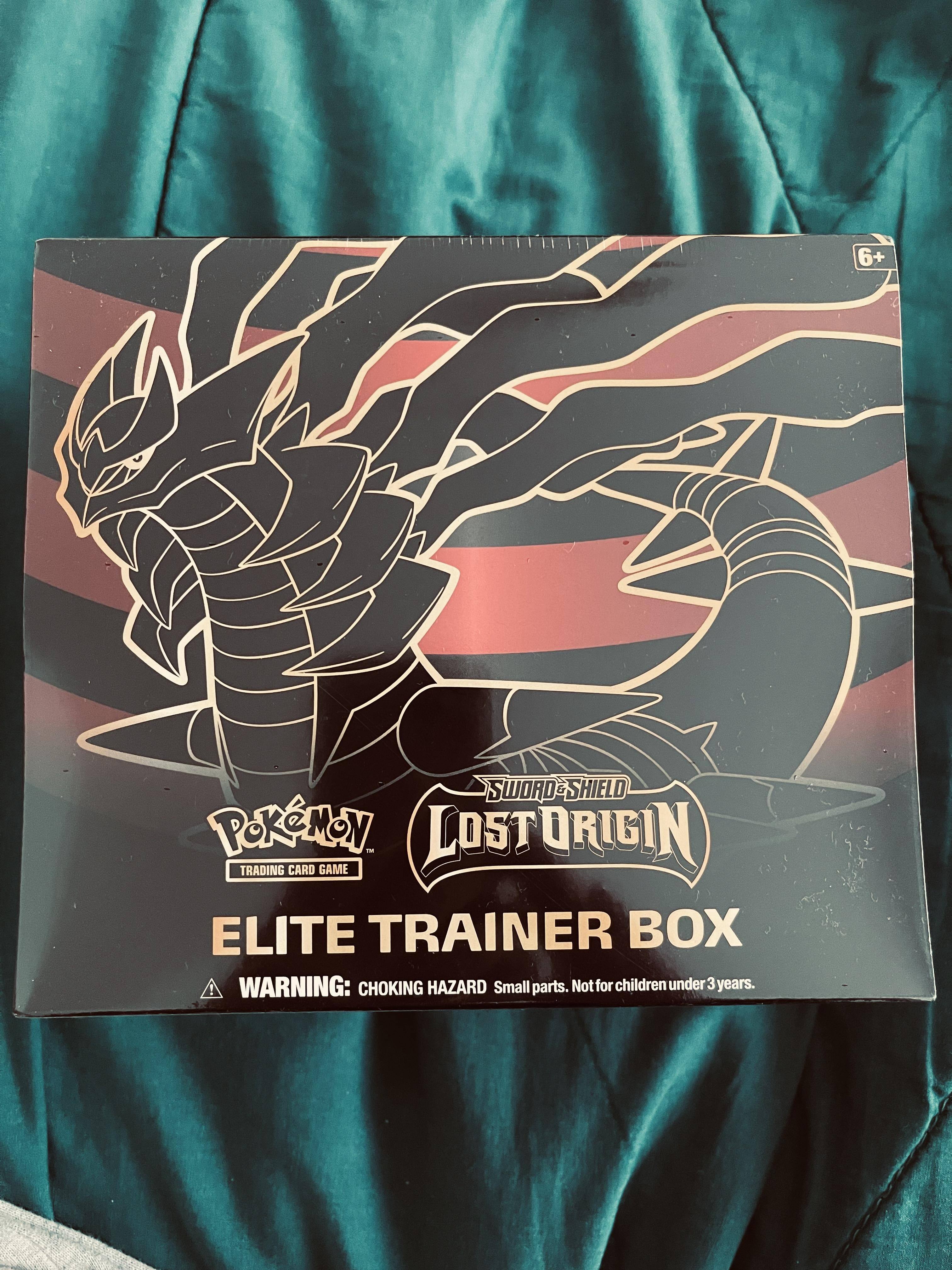 Pokmon Trading Card Game: Lost Origin Elite Trainer Box 182-87071 - Best  Buy