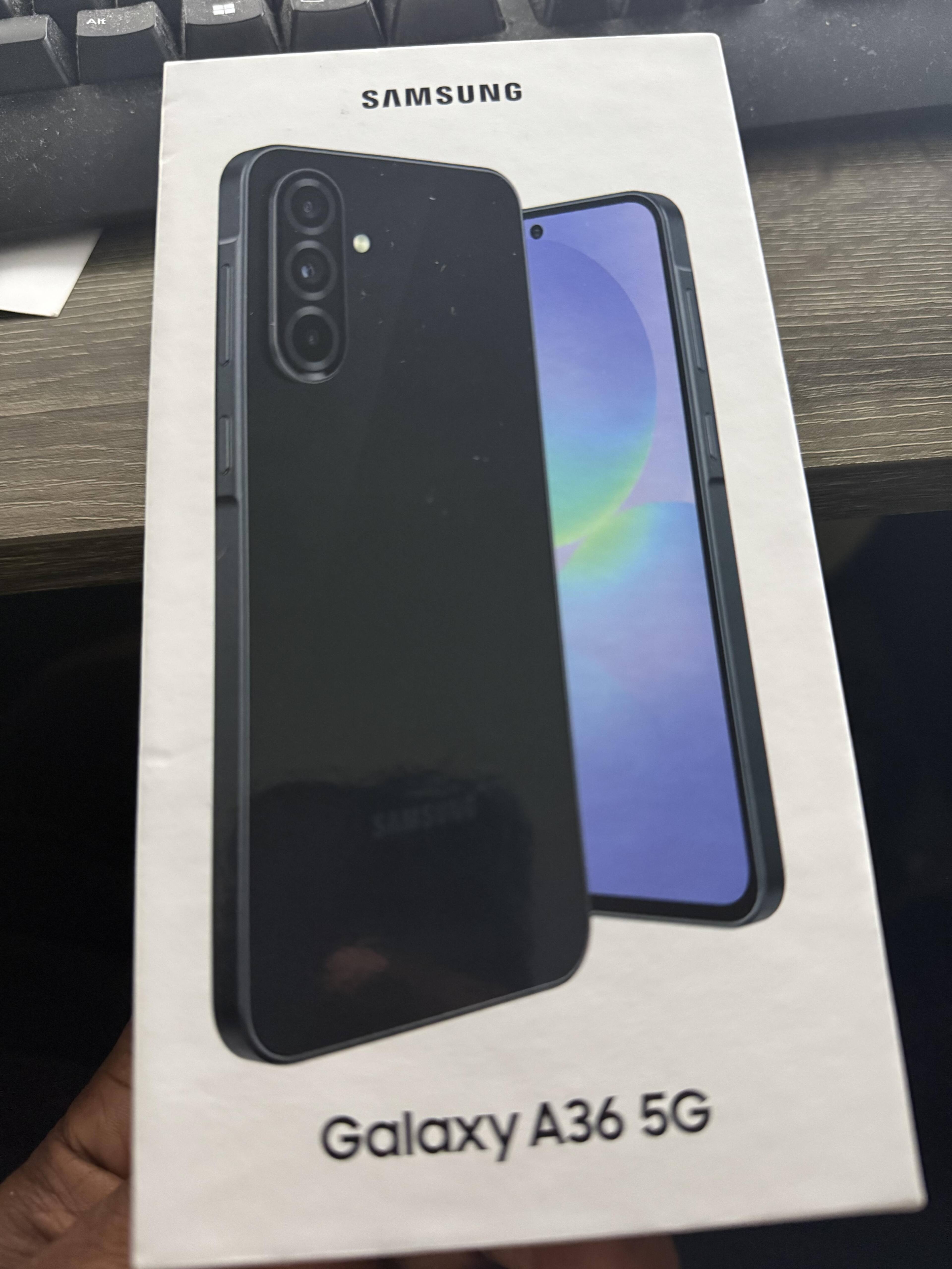 Samsung Galaxy A36 5G 128GB (Unlocked) Awesome Black SM