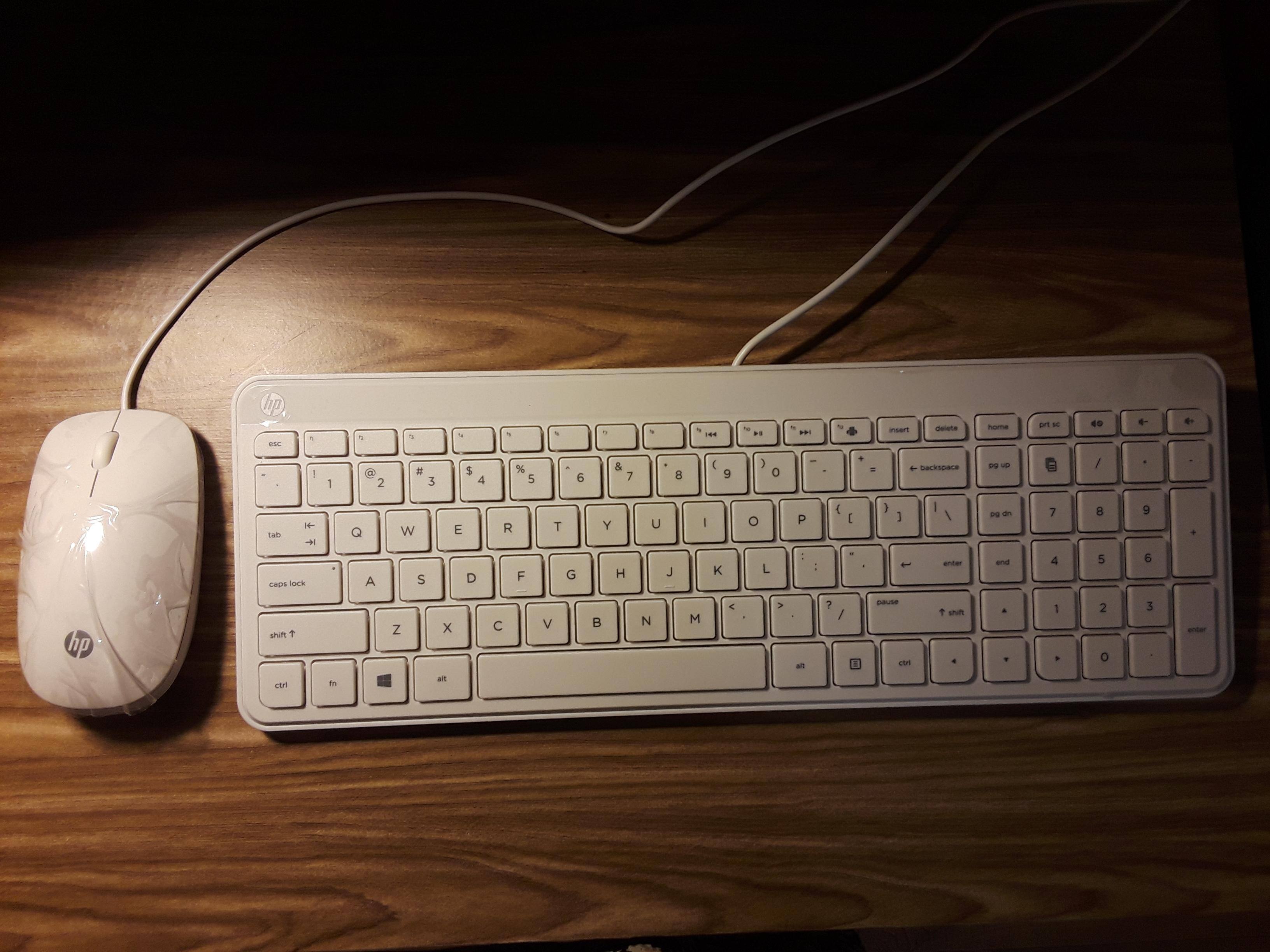 White keyboard and mouse, click to load a larger version