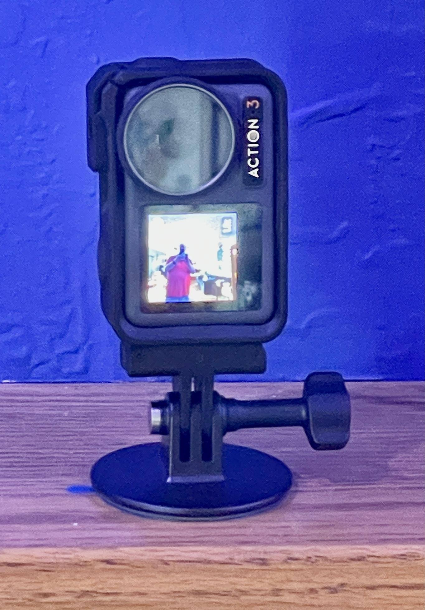 Magnetic clip on case (Portrait), click to load a larger version