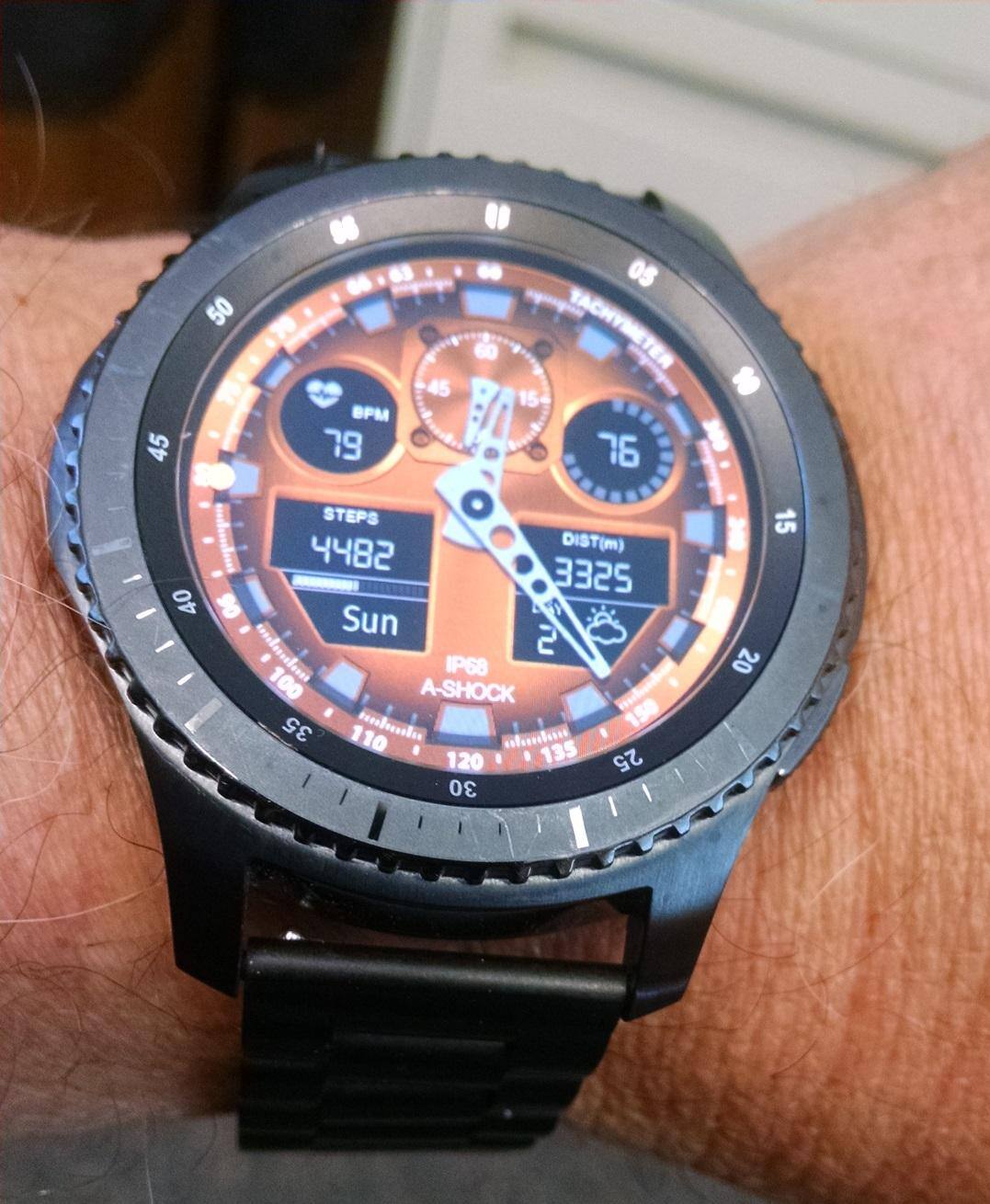 Love my S3, now I can use it without a worry about the watch going dead., click to load a larger version