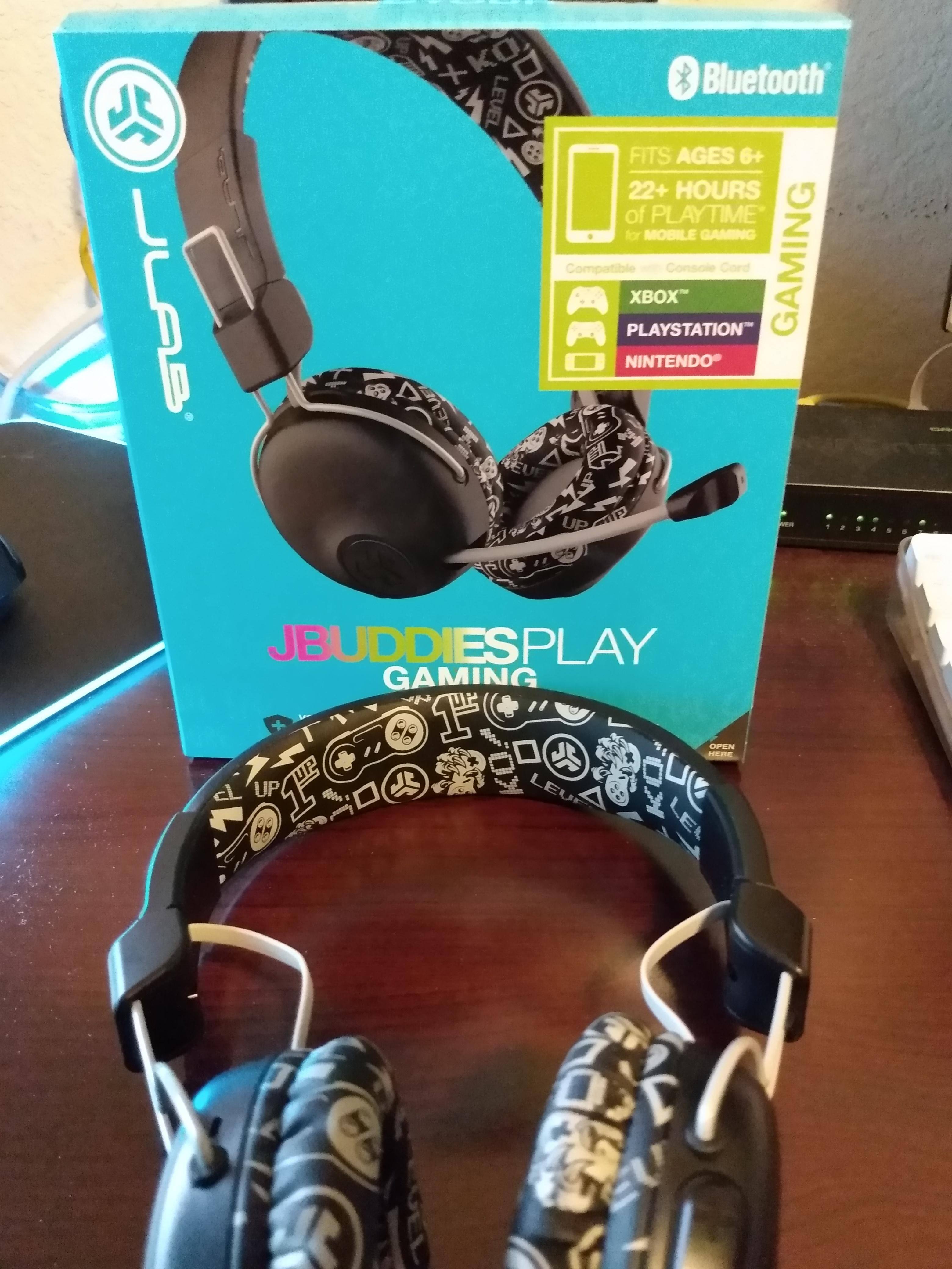 JBuddiesplay (kid's size???), click to load a larger version