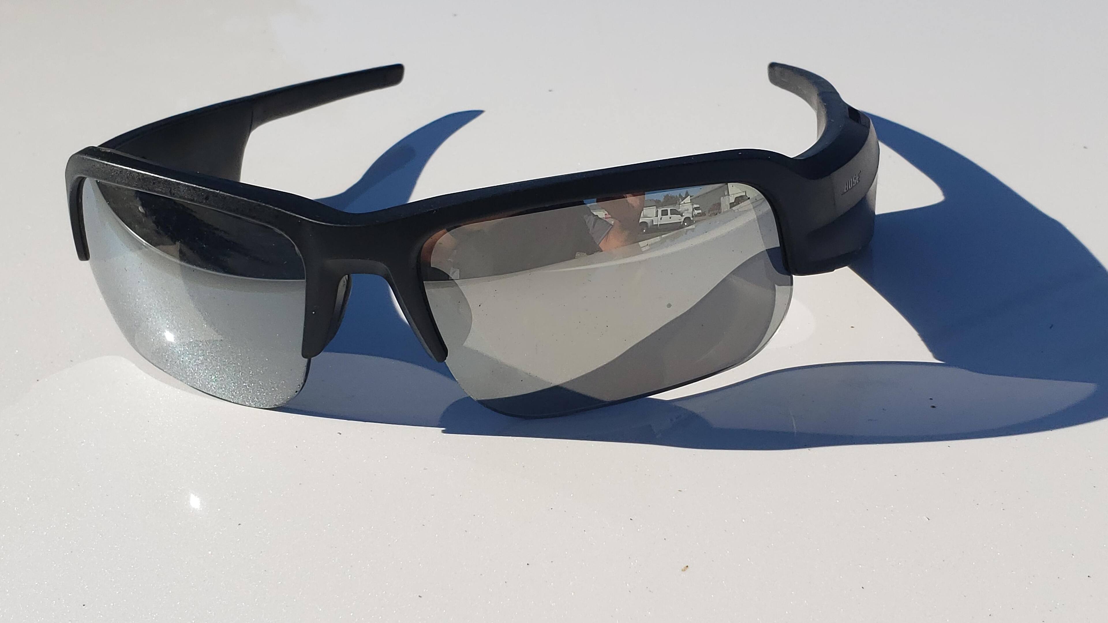 Bose Frames Tempo – Sports Audio Sunglasses with Polarized Lenses