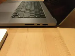 MacBook Pro 16" Laptop Apple M1 Pro chip 16GB Memory 1TB SSD Space Gray ...