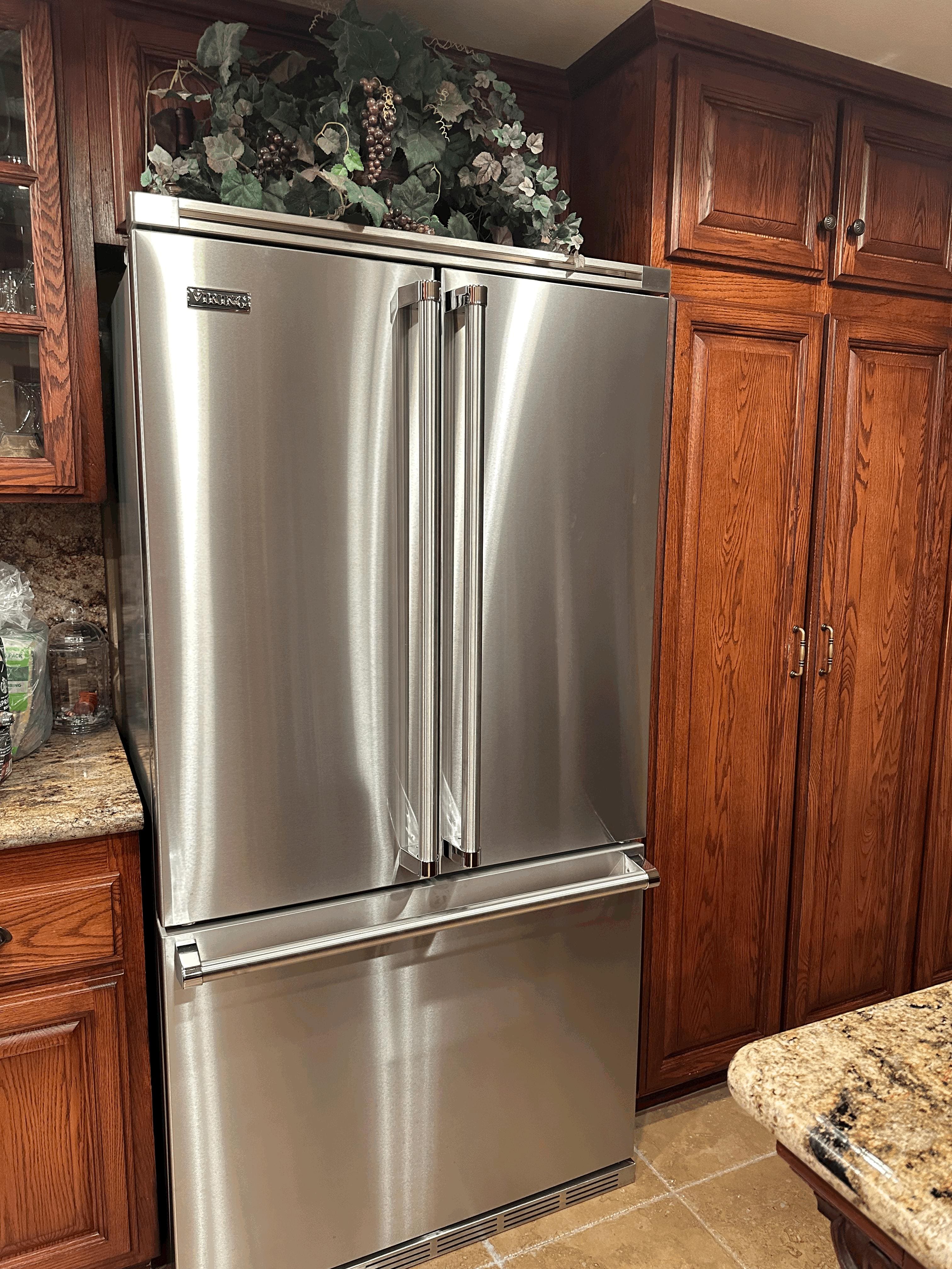 Viking 36 in. Wide French Door Refrigerator Stainless Steel