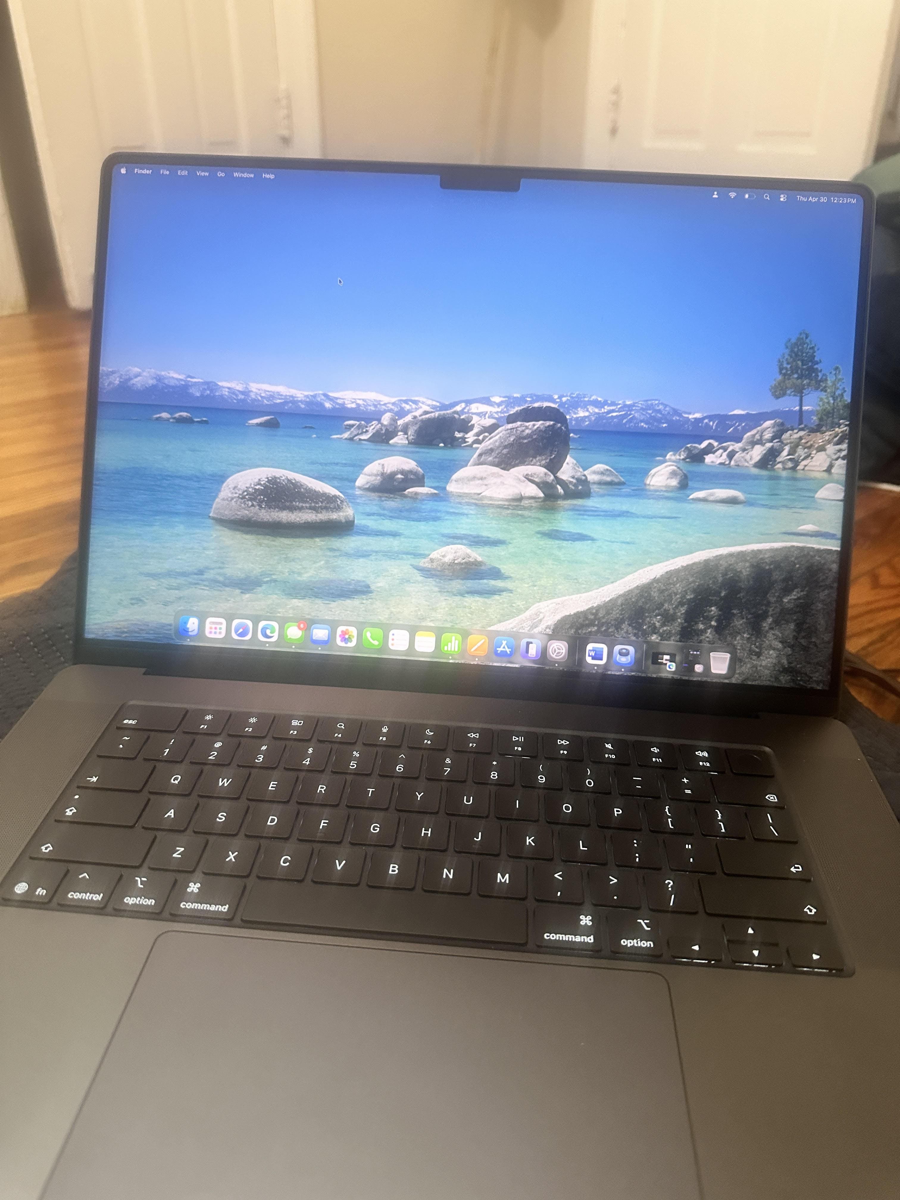 Apple MacBook Pro 16 inch Laptop M5 Pro chip with 18 core CPU and